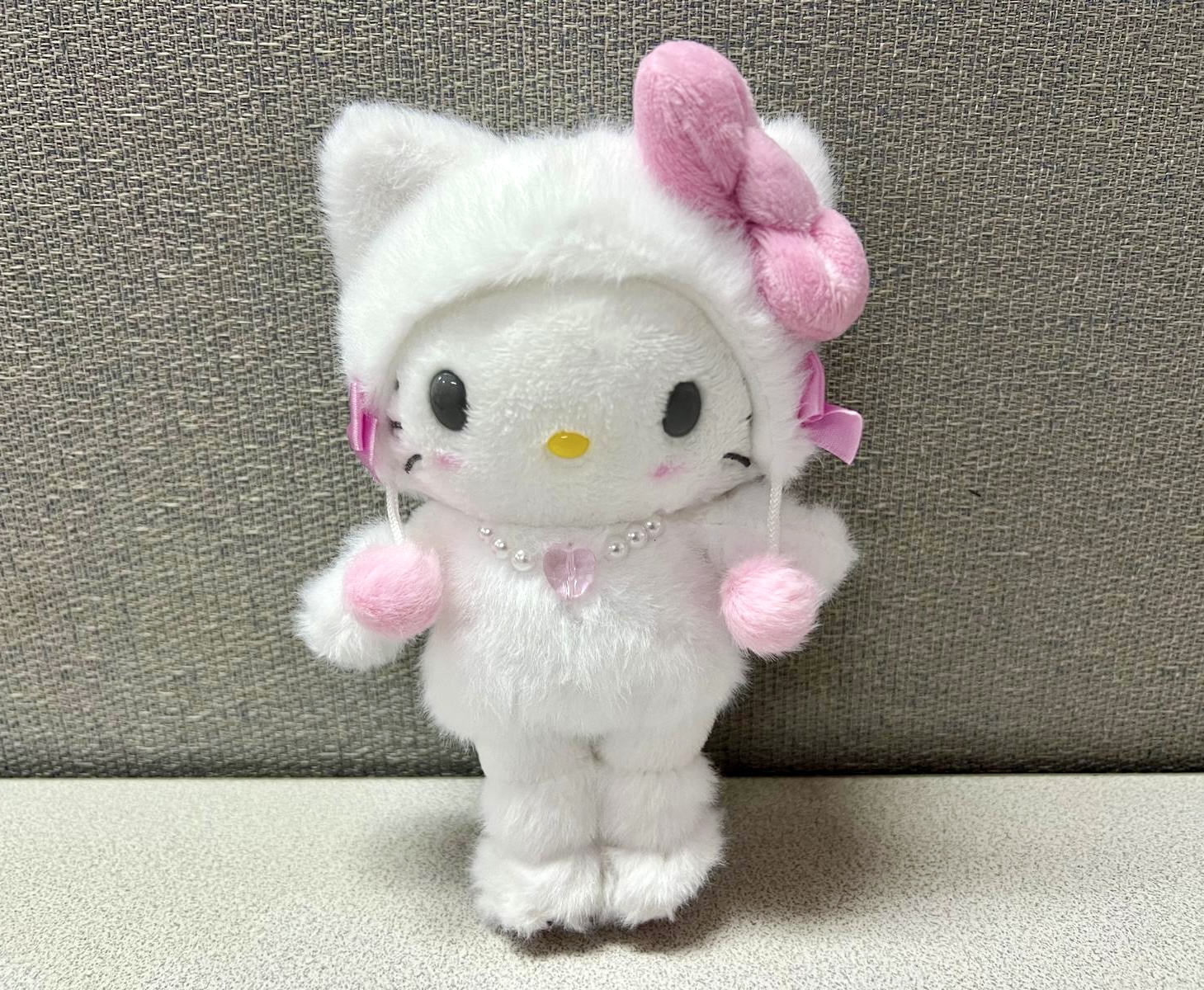 🎌日本直送🎌 原宿限定Kawaii Sanrio Factory長腿系列白貓造型公仔掛飾