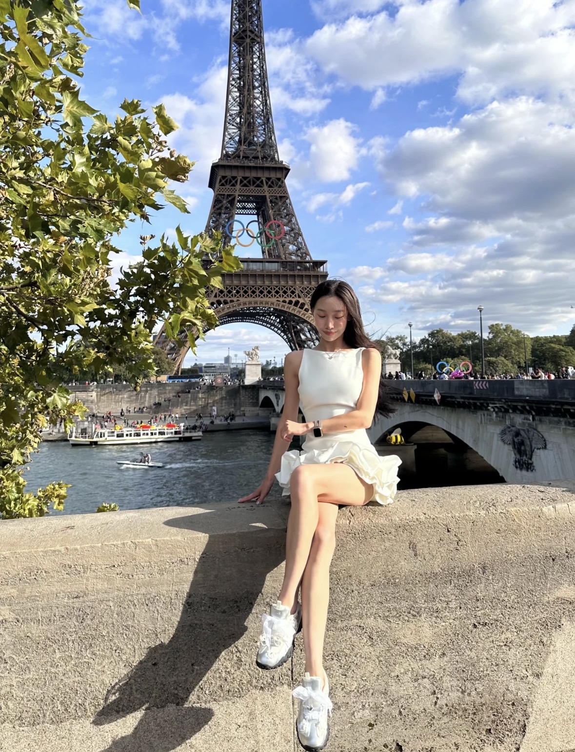 DR453木耳边拼接花苞裙