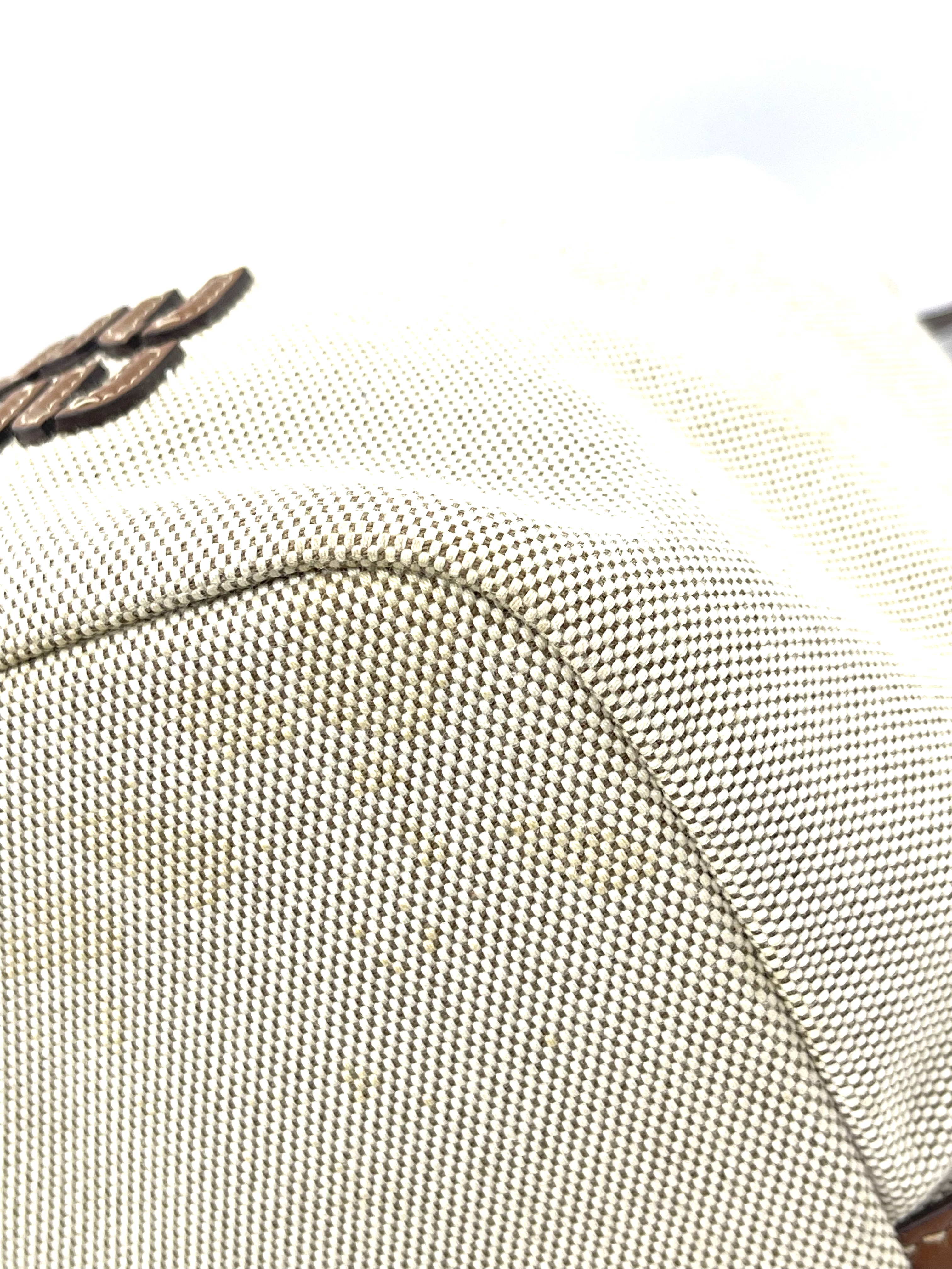 Pre-Owned MIU MIU Logo-Appliquéd Canvas / Product Code: 26041201