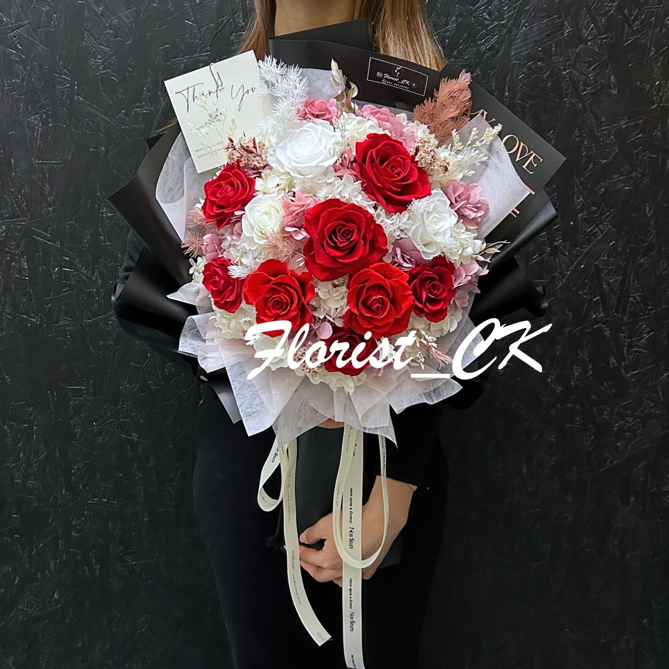 Scarlet & Snow｜永生玫瑰花束  (3 朵 / 6 朵 / 9 朵 / 12 朵； 預訂款)