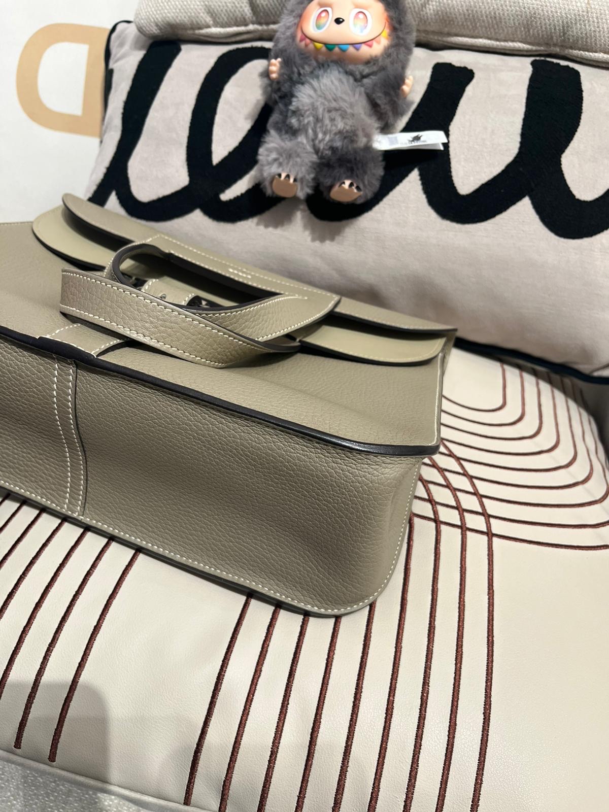 Hermes Halzan 31 鼠尾草綠色Stamp X 100%Authentic, 98%New ✅Dust bag