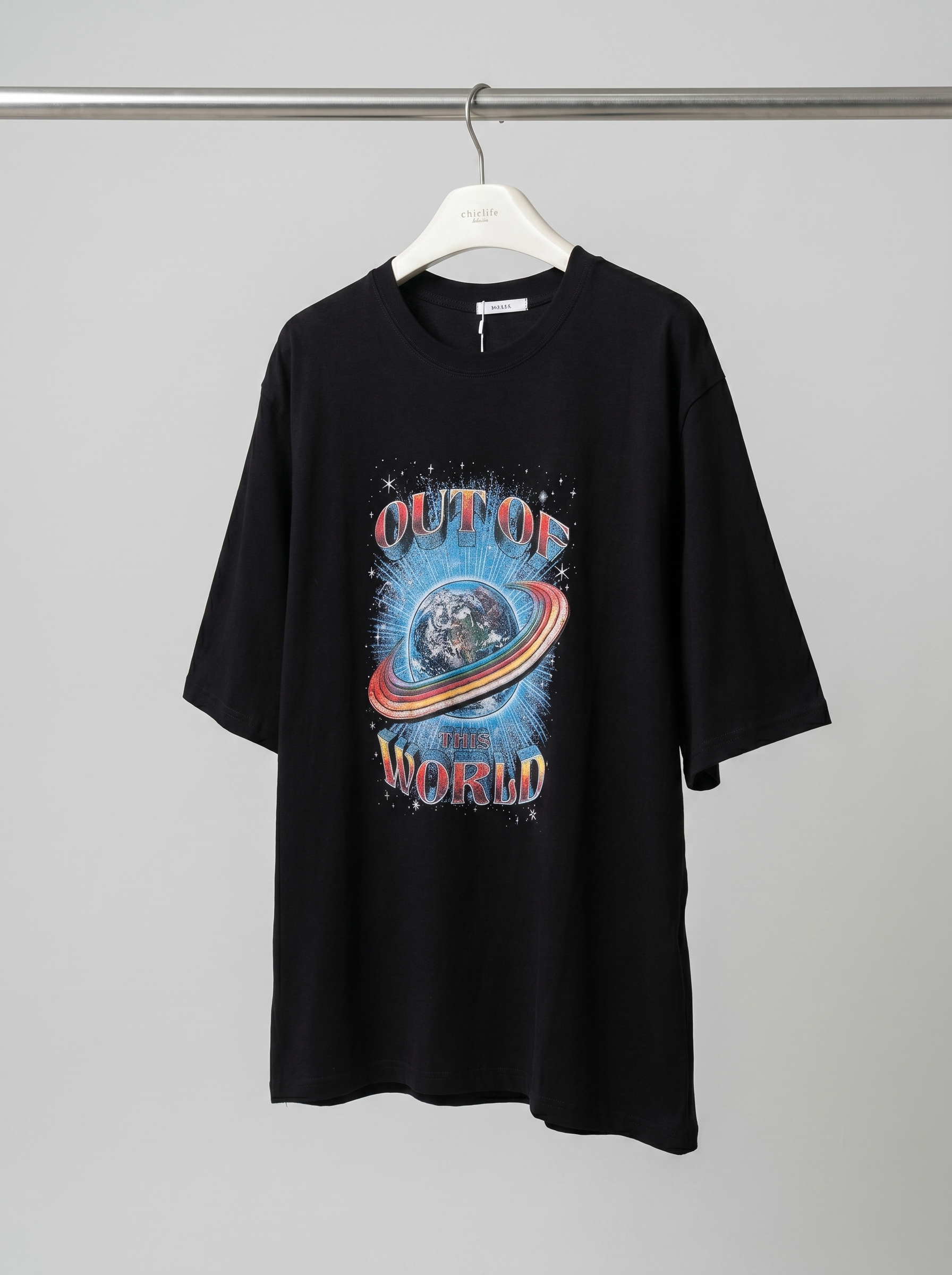Out of This World Cosmic Graphic Tee | 太空地球印花T恤