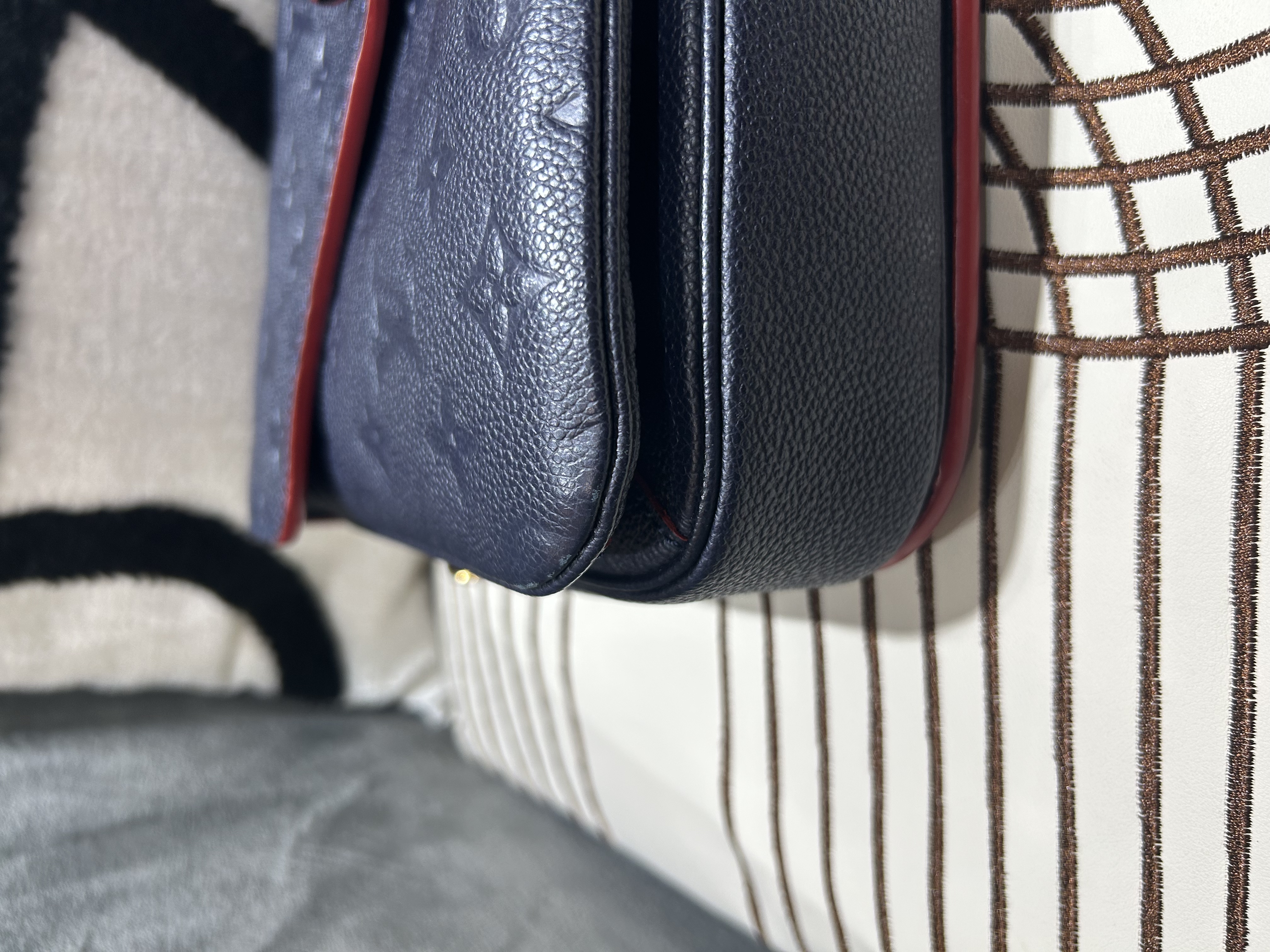 Louis Vuitton LV Metis Calfskin Monogram Empreinte Pochette Metis 2way bag M44071 100%Authentic, 98%New ✅Dust bag