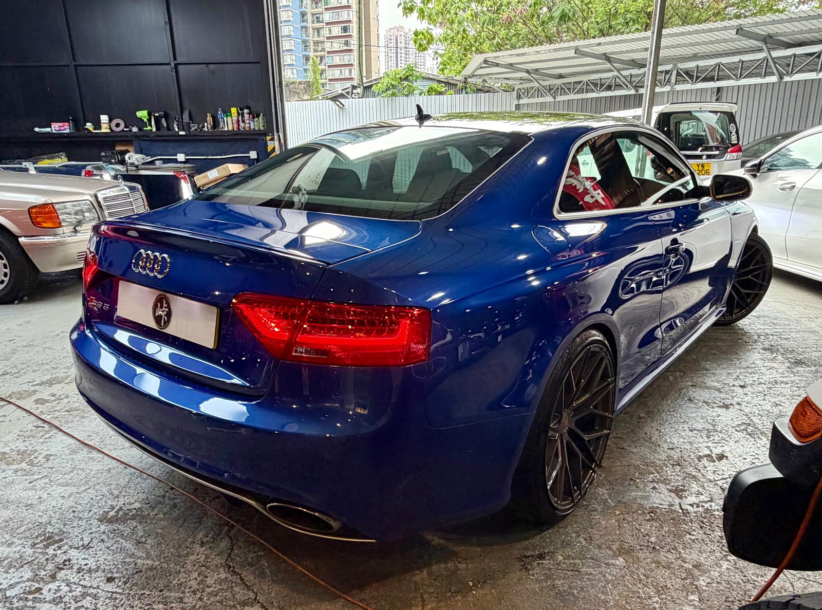 Audi RS5 Coupe 4.2 Quattro 2013