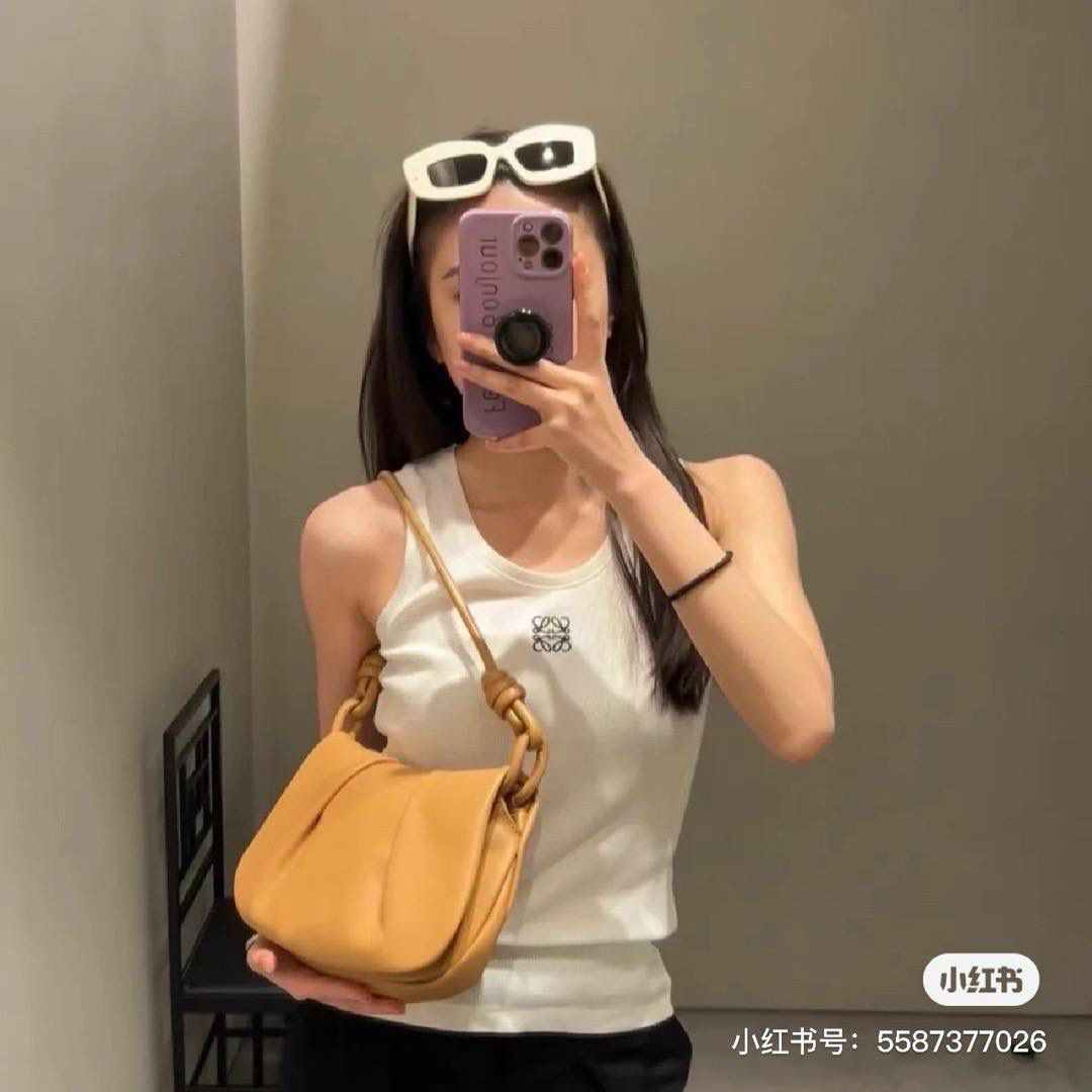 Loewe Knot 小号皮革单肩包