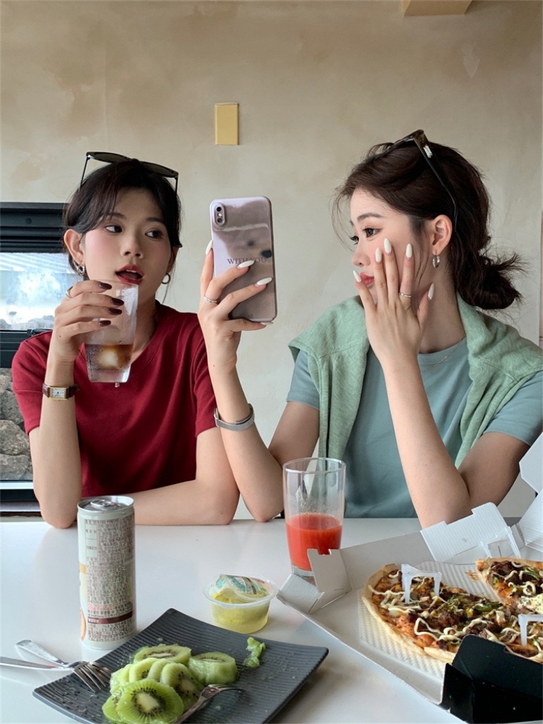 Cloudy Puff Round Neck Tee 云朵泡泡纯色圆领磨毛Tee (11 Colours)