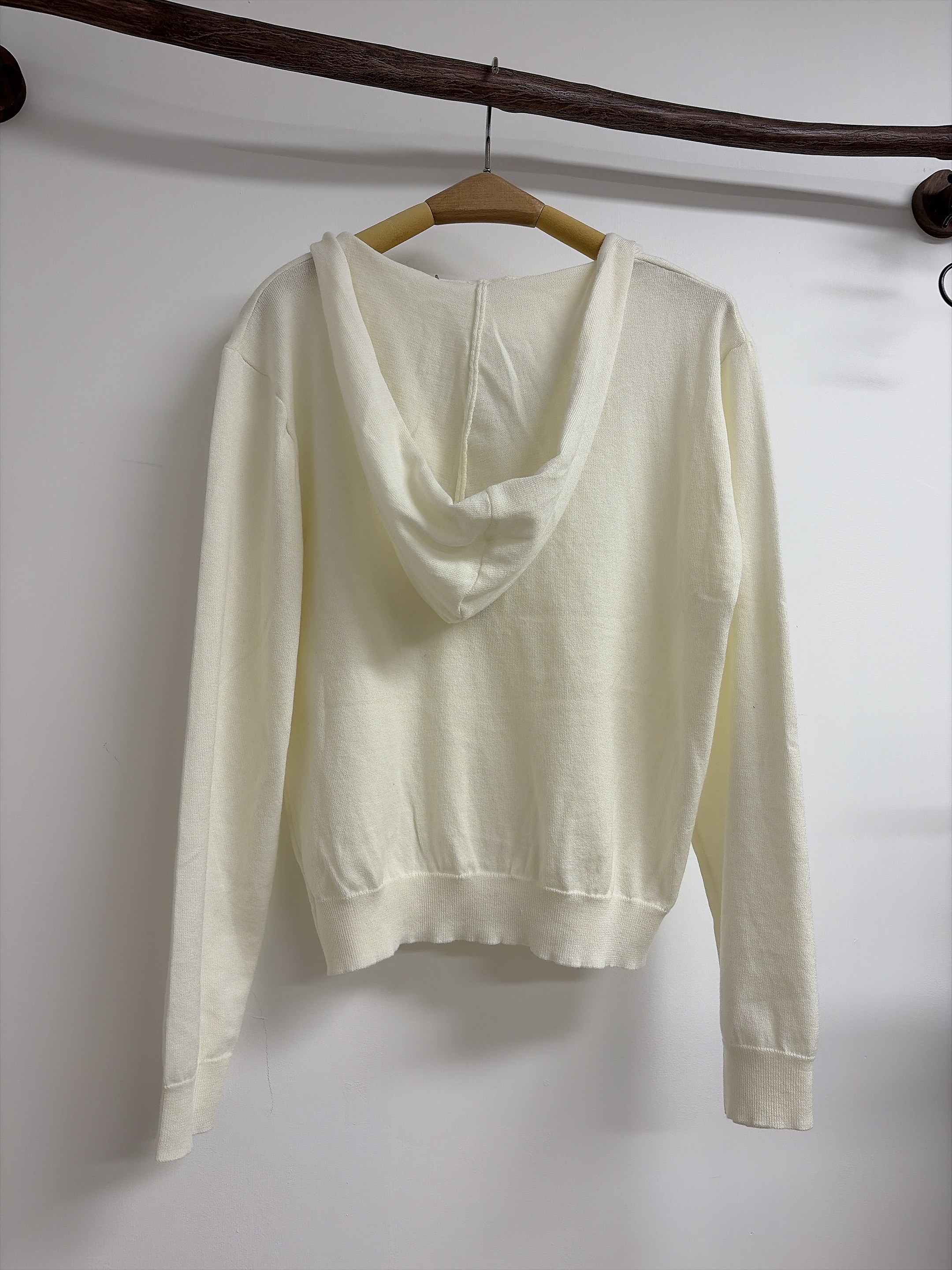假兩件 滑身薄knit 