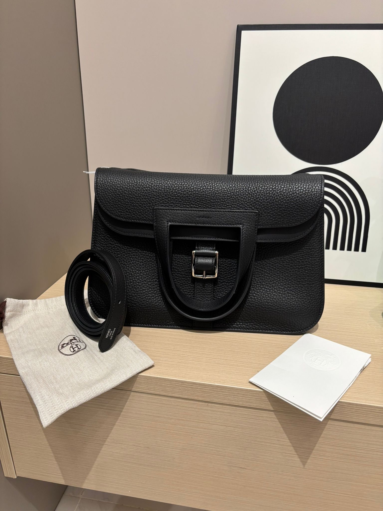Hermes Halzan 31, STAMP U Stamp U 黑色粒粒牛皮銀扣 100%Authentic ,98%new ✅香港專門店收據✅dust bag✅box 