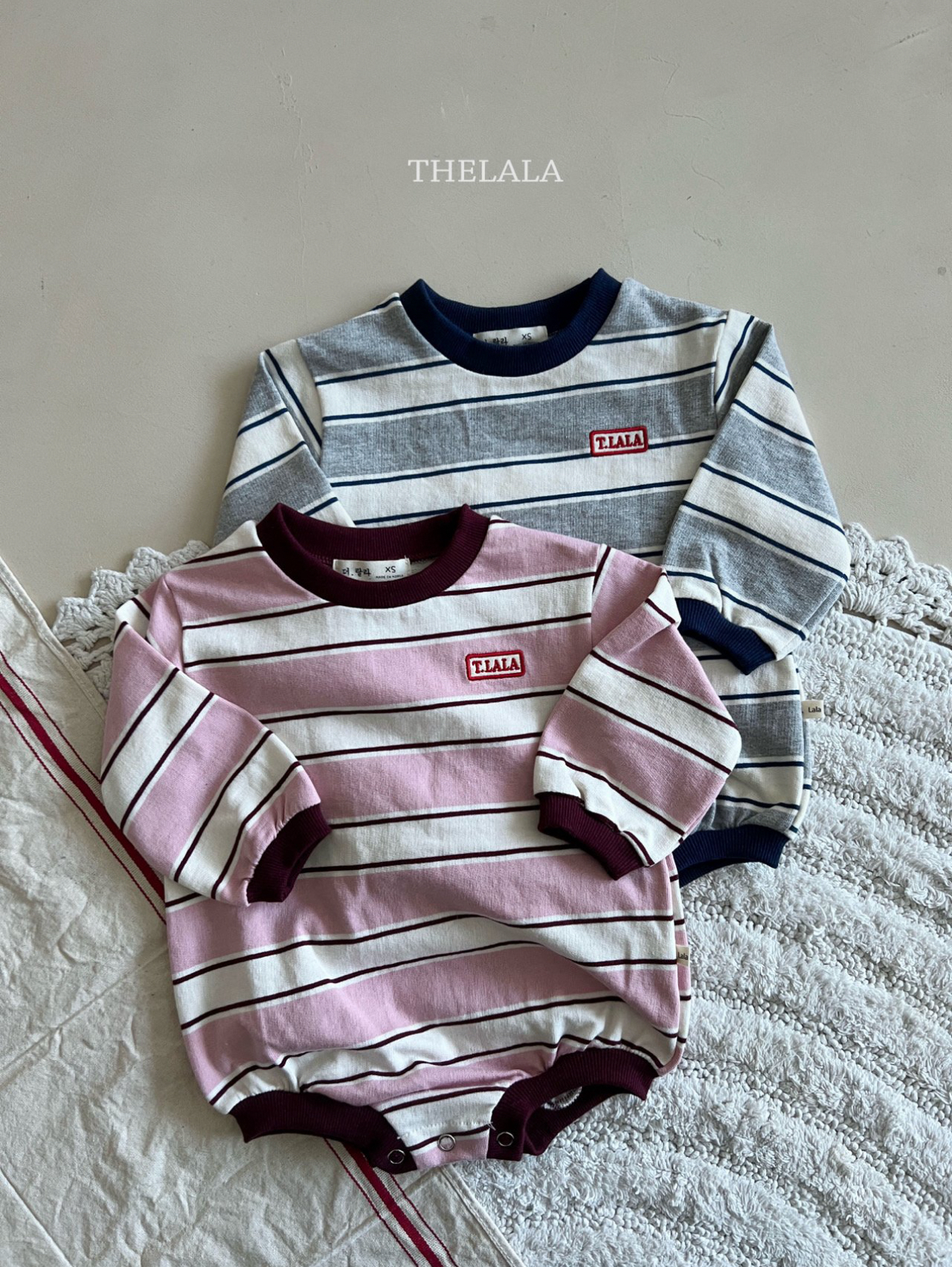 🌸預訂 韓國直送🌸🇰🇷THELALA兩色標誌刺繡章條紋長袖包屁衣