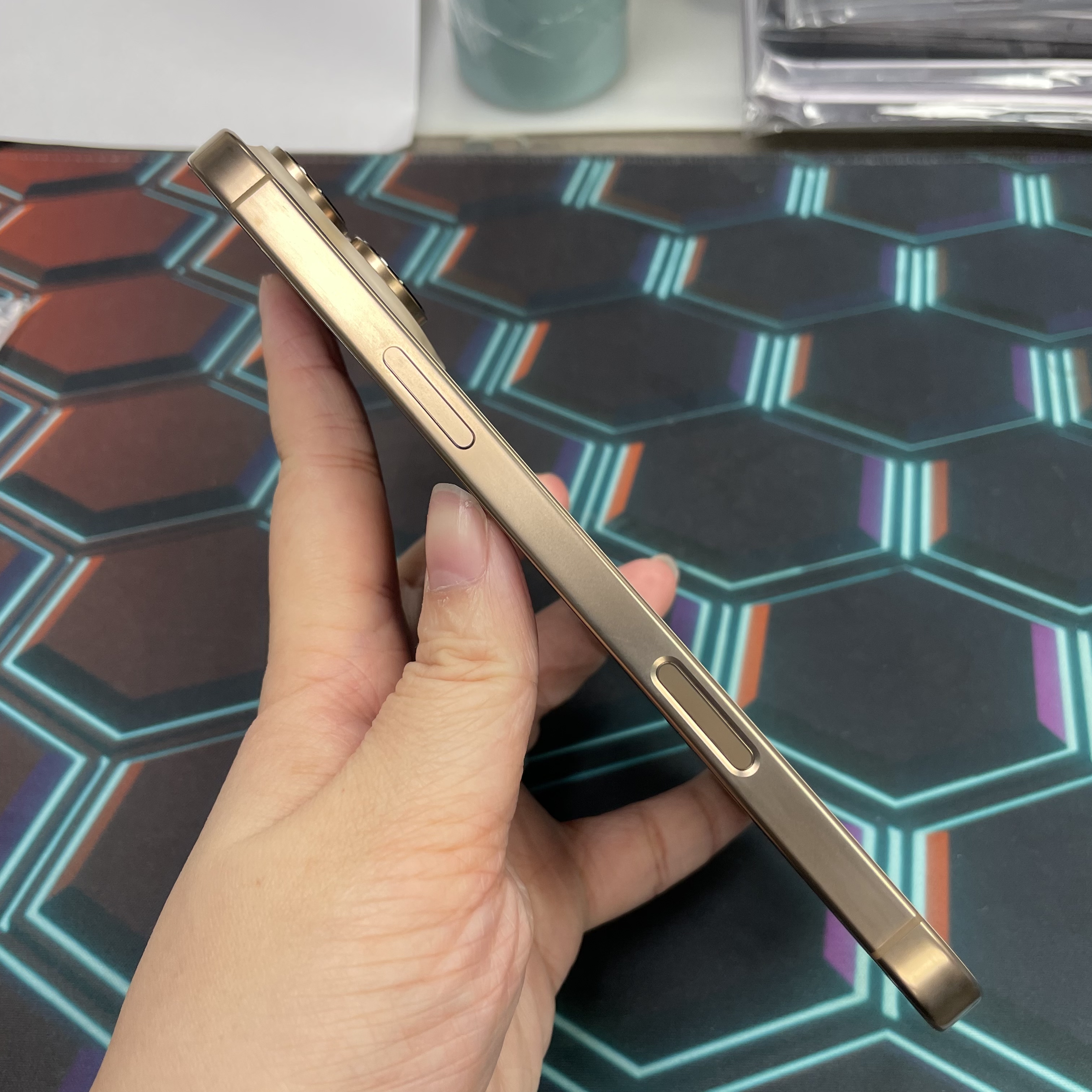 *8176 16 pro max 完美機 512GB 電100 沙色 gold