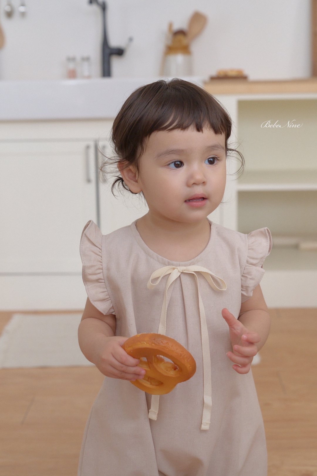 ☀️預訂 韓國直送☀️🇰🇷Bebenine兩色絲帶荷葉邊背心連身服