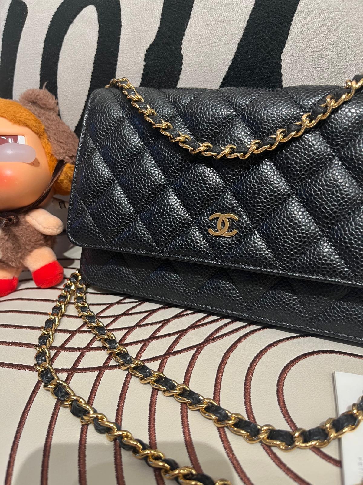 Chanel wallet on chain 荔枝牛皮金鏈 100%Authentic ,98%new ✅ 29CARD ✅dust bag✅box