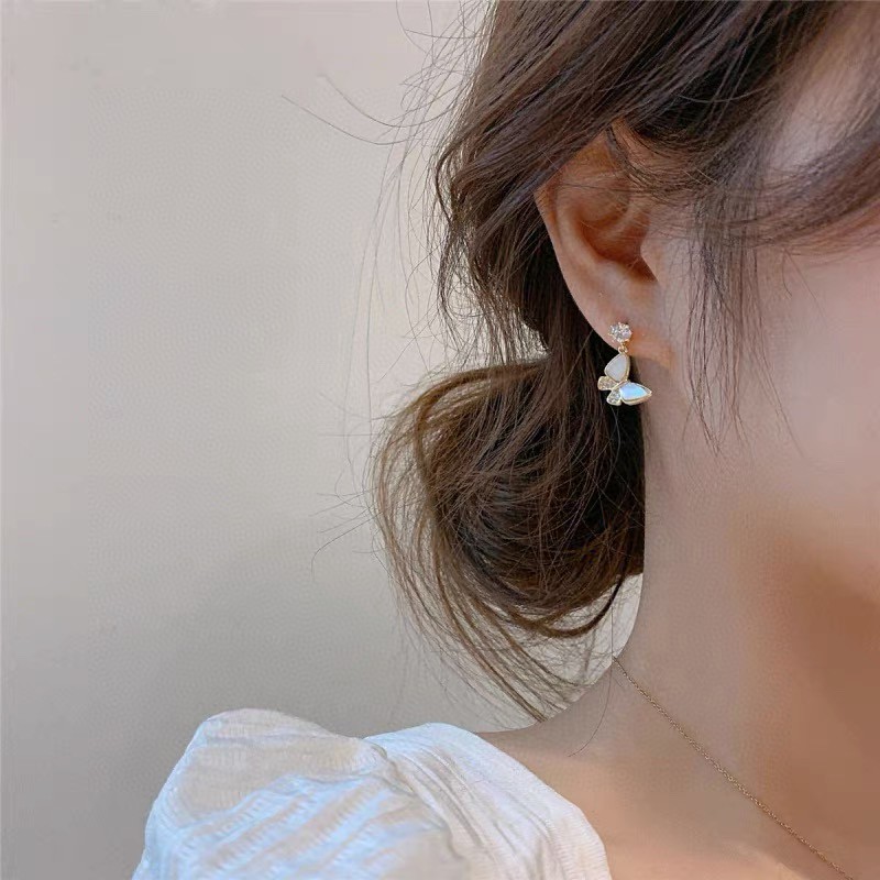 18K Mother of Pearl Diamond Earrings 