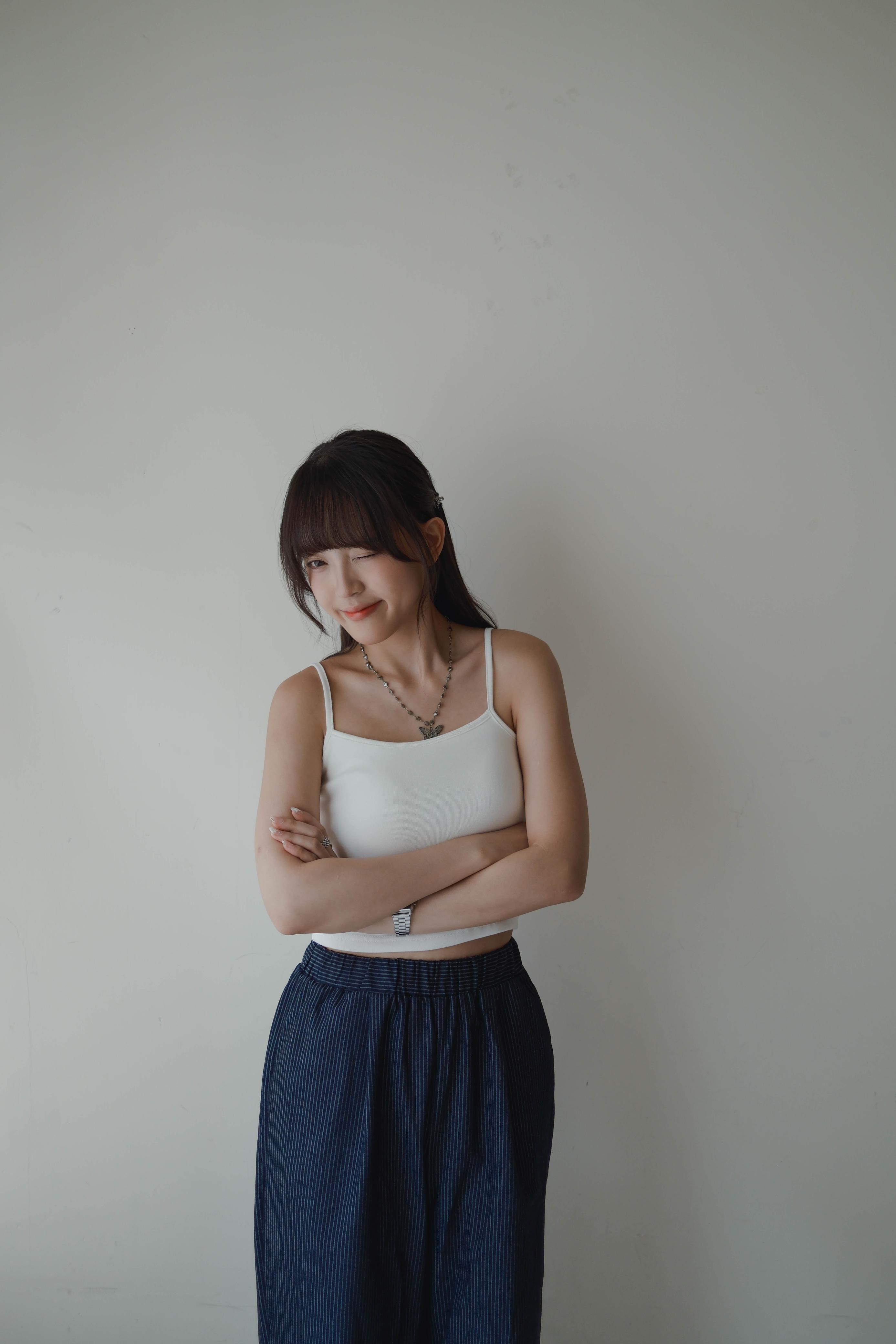 【帶胸墊】親膚修副乳Bra Top (兩色)