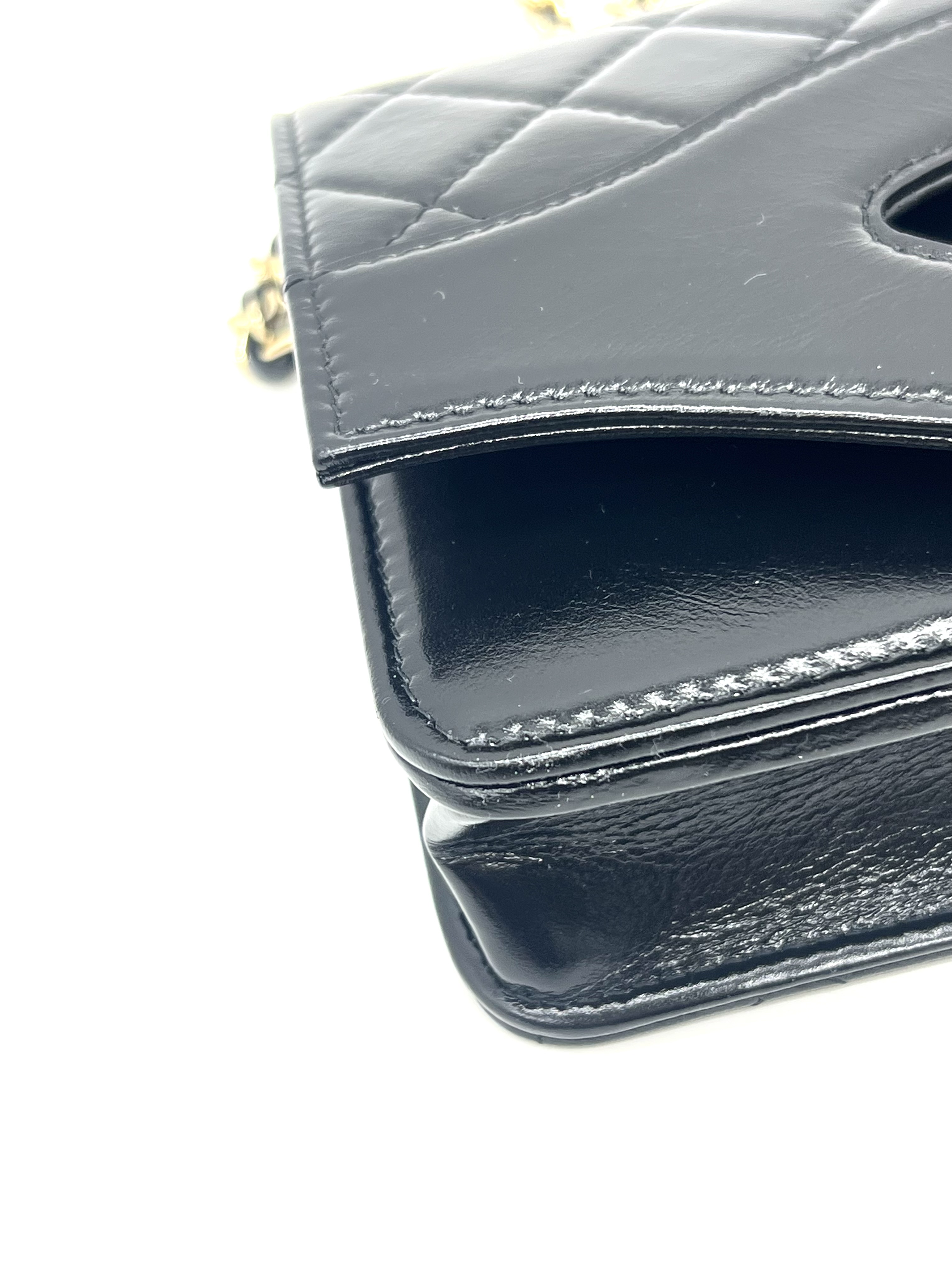 Pre-Owned Chanel 31 Wallet on Chain / Product Code: 26041621