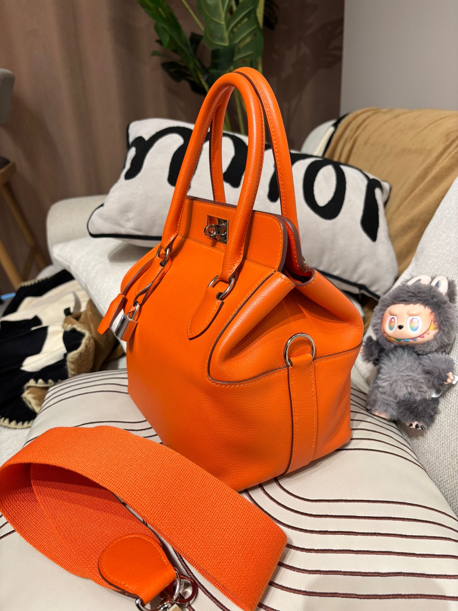 Hermes toolbox 20,orange ,STAMP T evercolor,100%Authentic ,90%new ✅KEY LOCK ✅dust bag✅STRAP