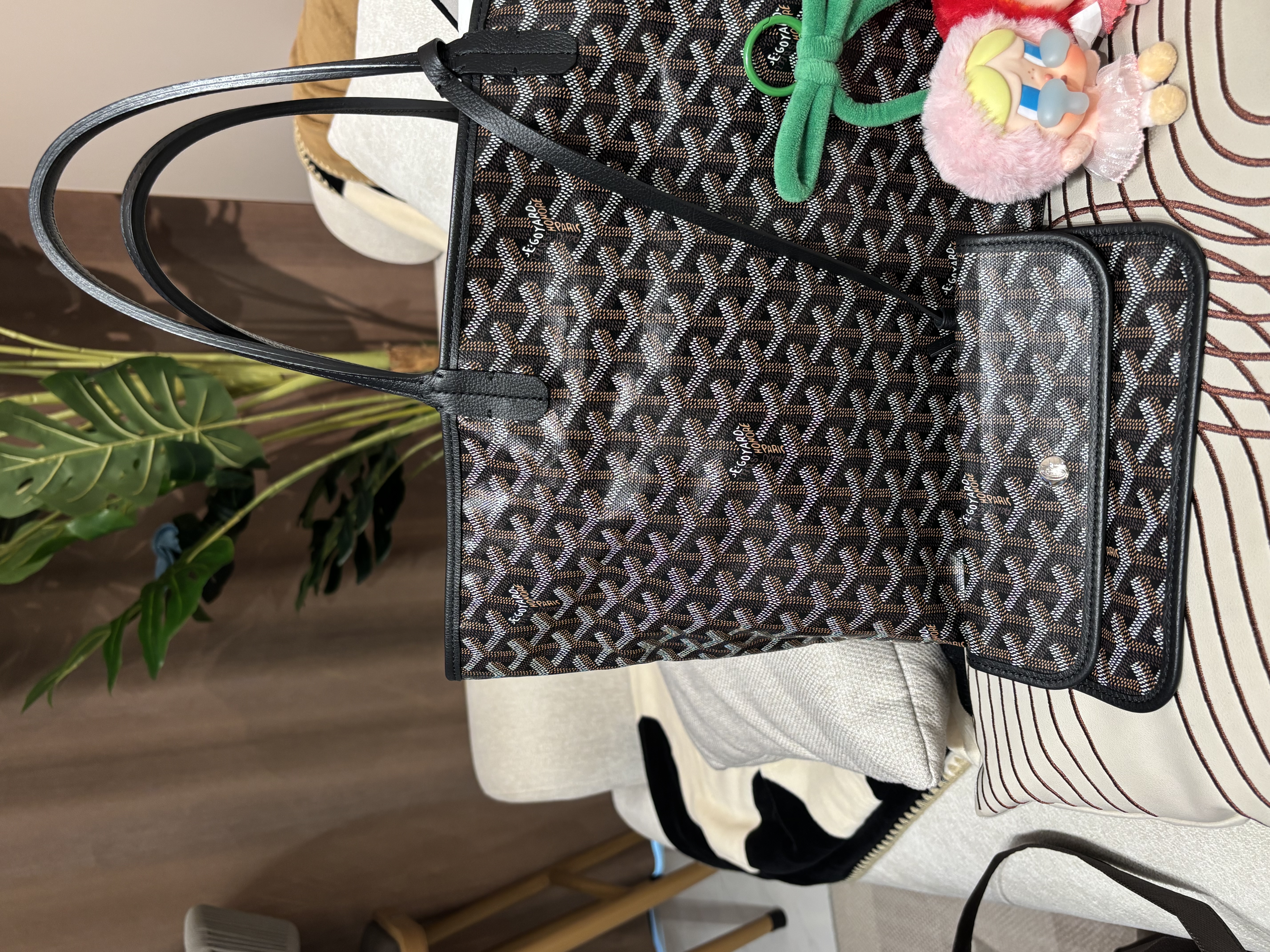  全新 Goyard Saint Louis pm tote bag 100%Authentic, 全新未使用品✅專門店收據✅pouch ✅dust bag 