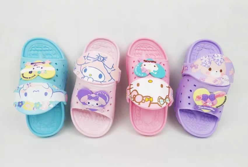 0701 三麗鷗涼鞋