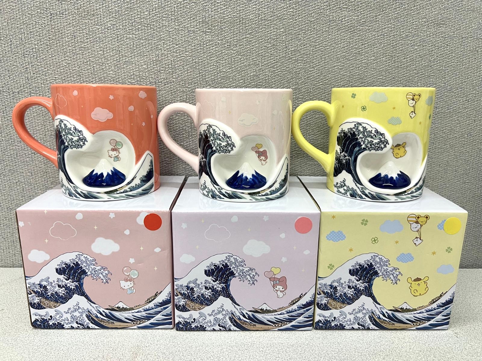 🎌日本直送🎌 Sanrio 立體富士山 《神奈川沖浪裏》主題杯 
