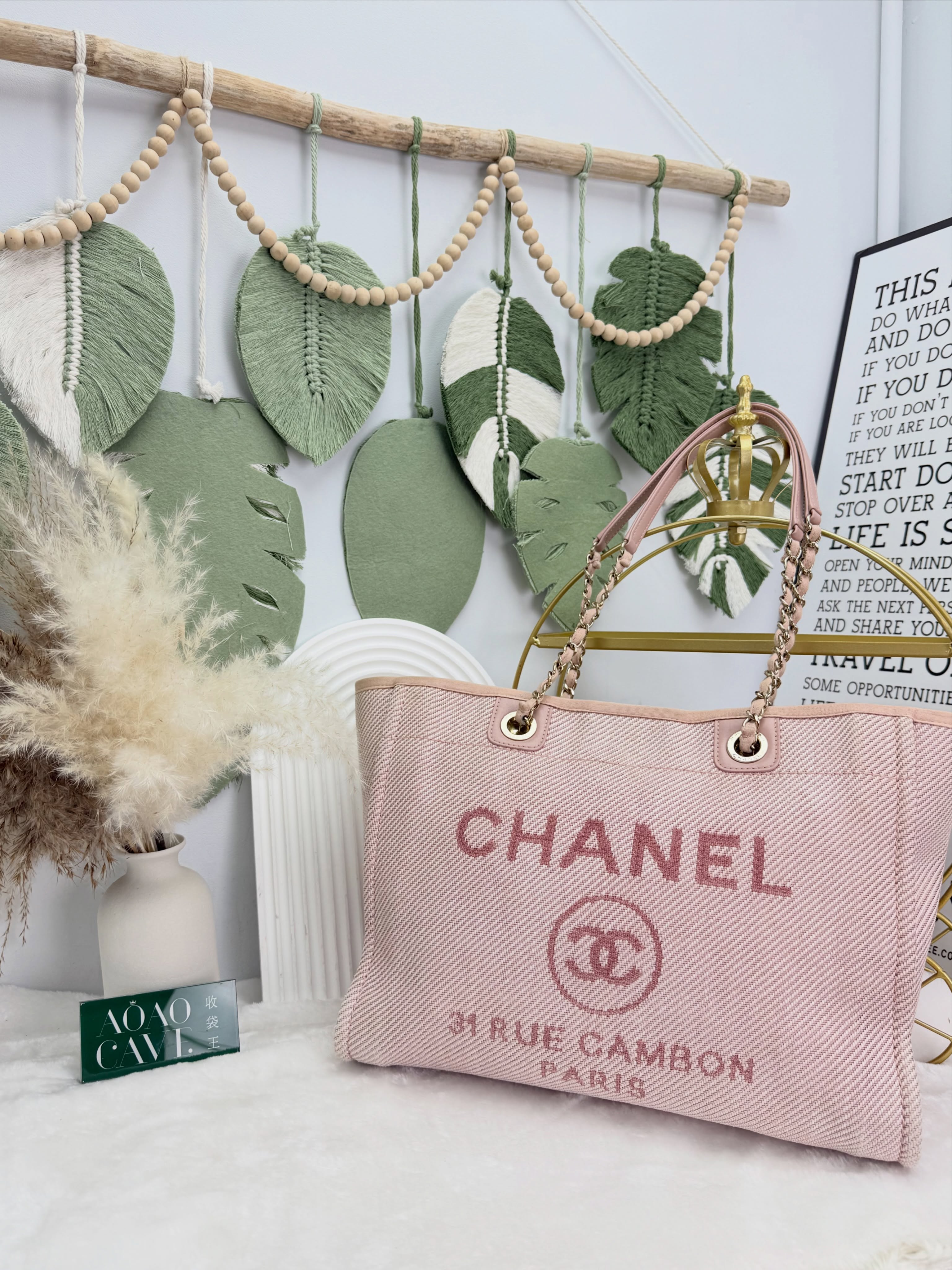 Chanel 👜 PRE OWNED 🛍️粉紅色金扣沙灘包 有卡30開 🩷