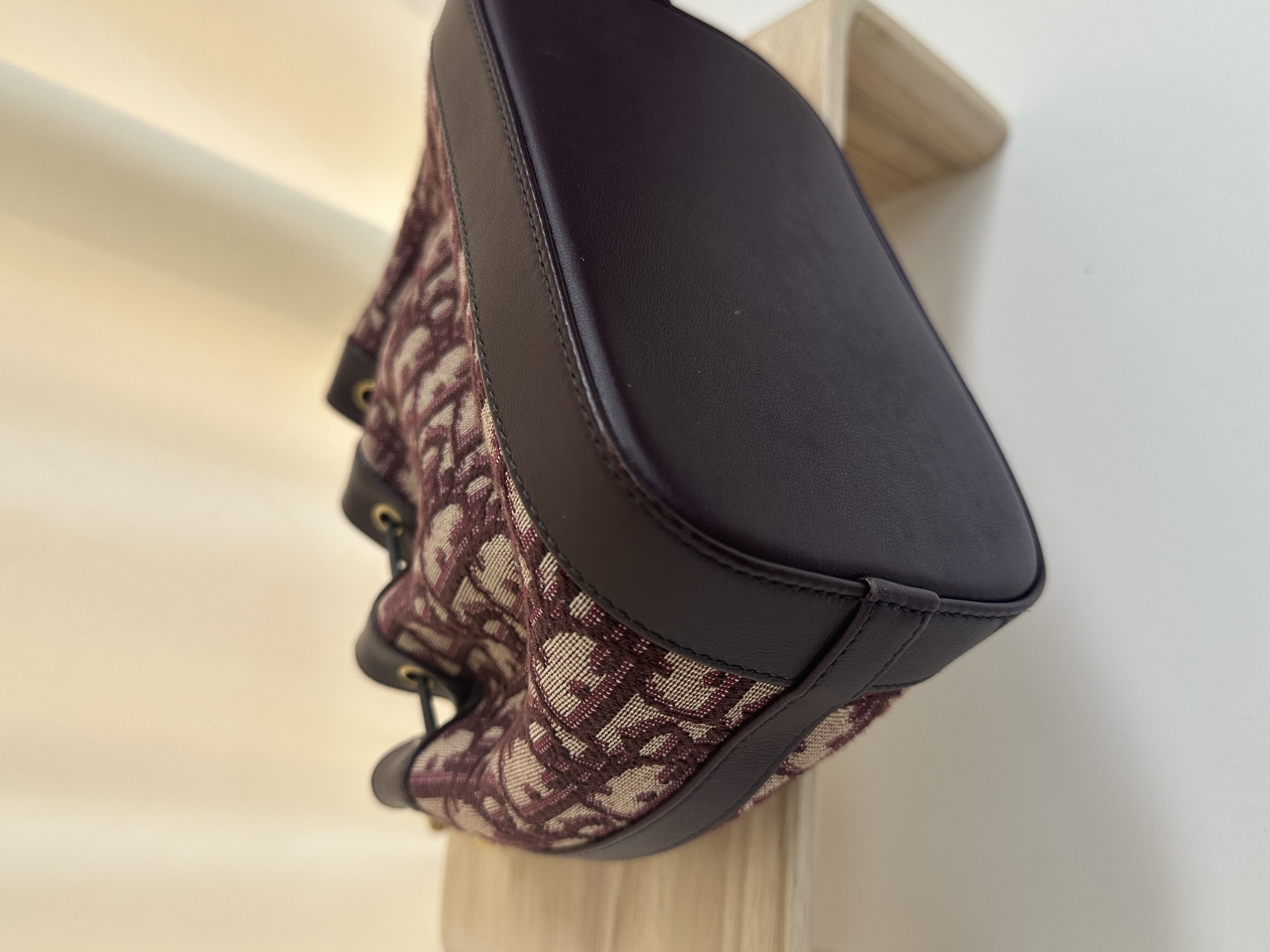 Pre-owned Dior Oblique Bucket/ Product Code: 26012904