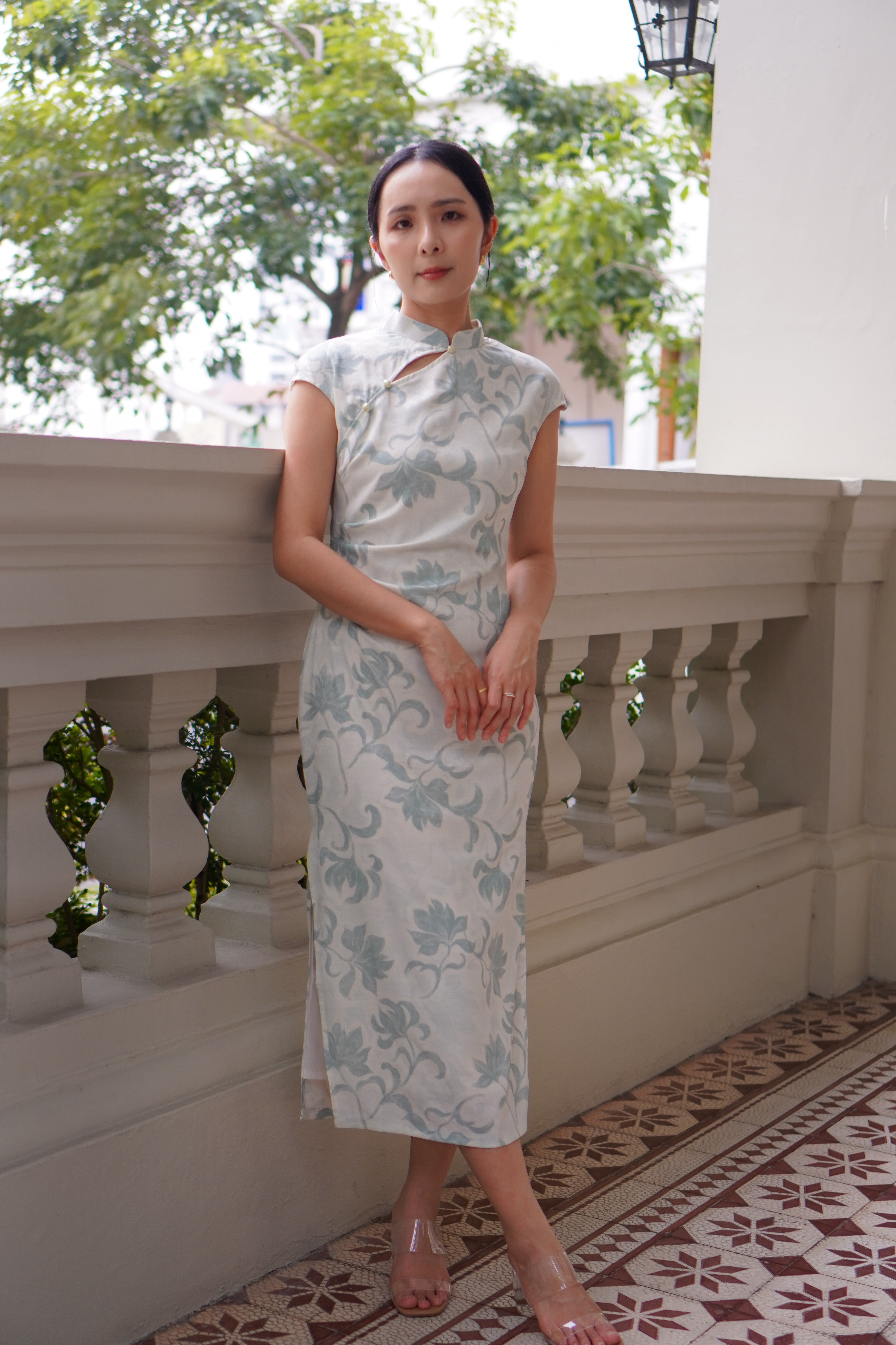 花影流韵旗袍 Floral Elegance Cheongsam