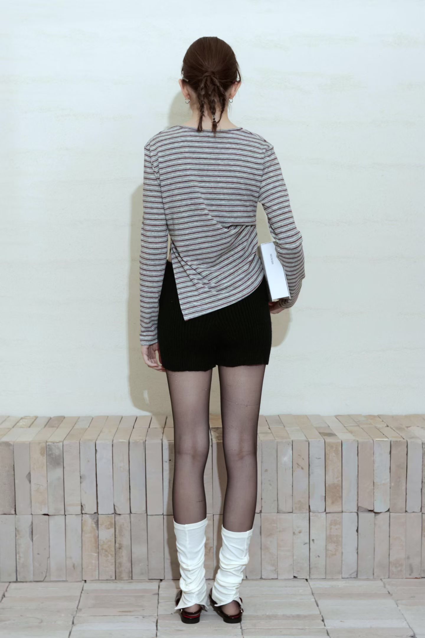 Details strips spand tee