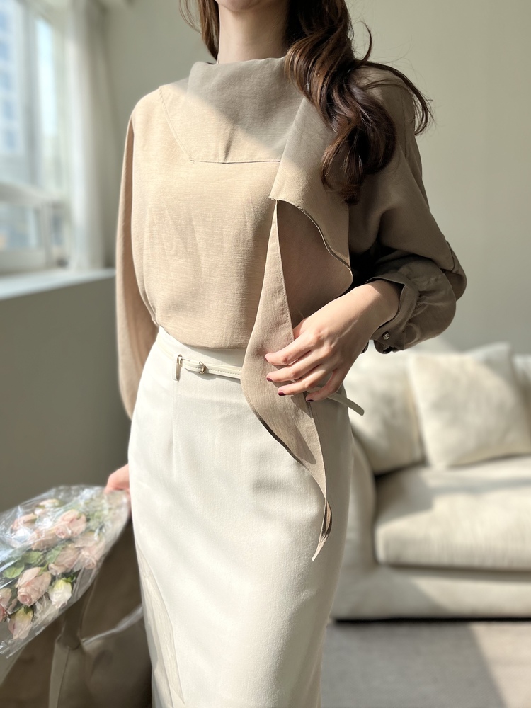 Scarf-Tie Elegance Blouse (Brown)