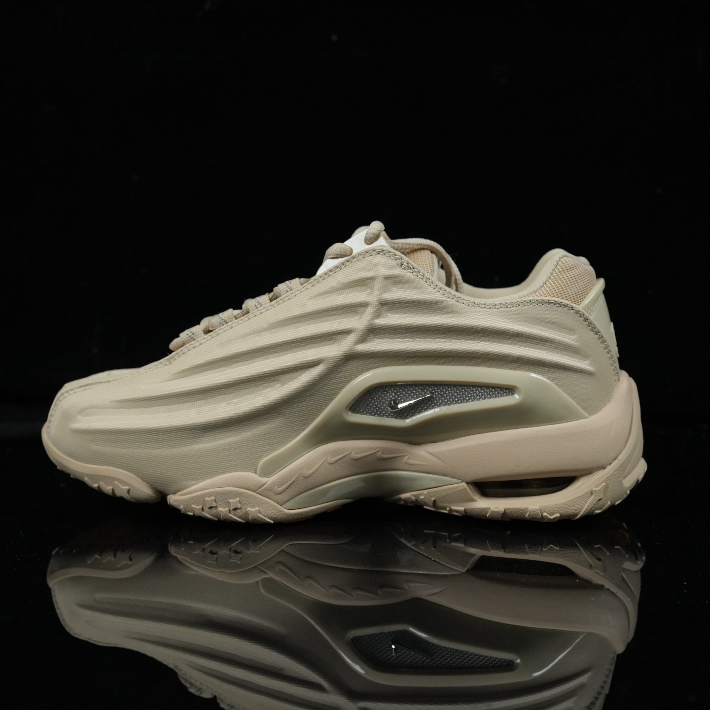 NOCTA x Nike Hot Step 2 DZ7293-200