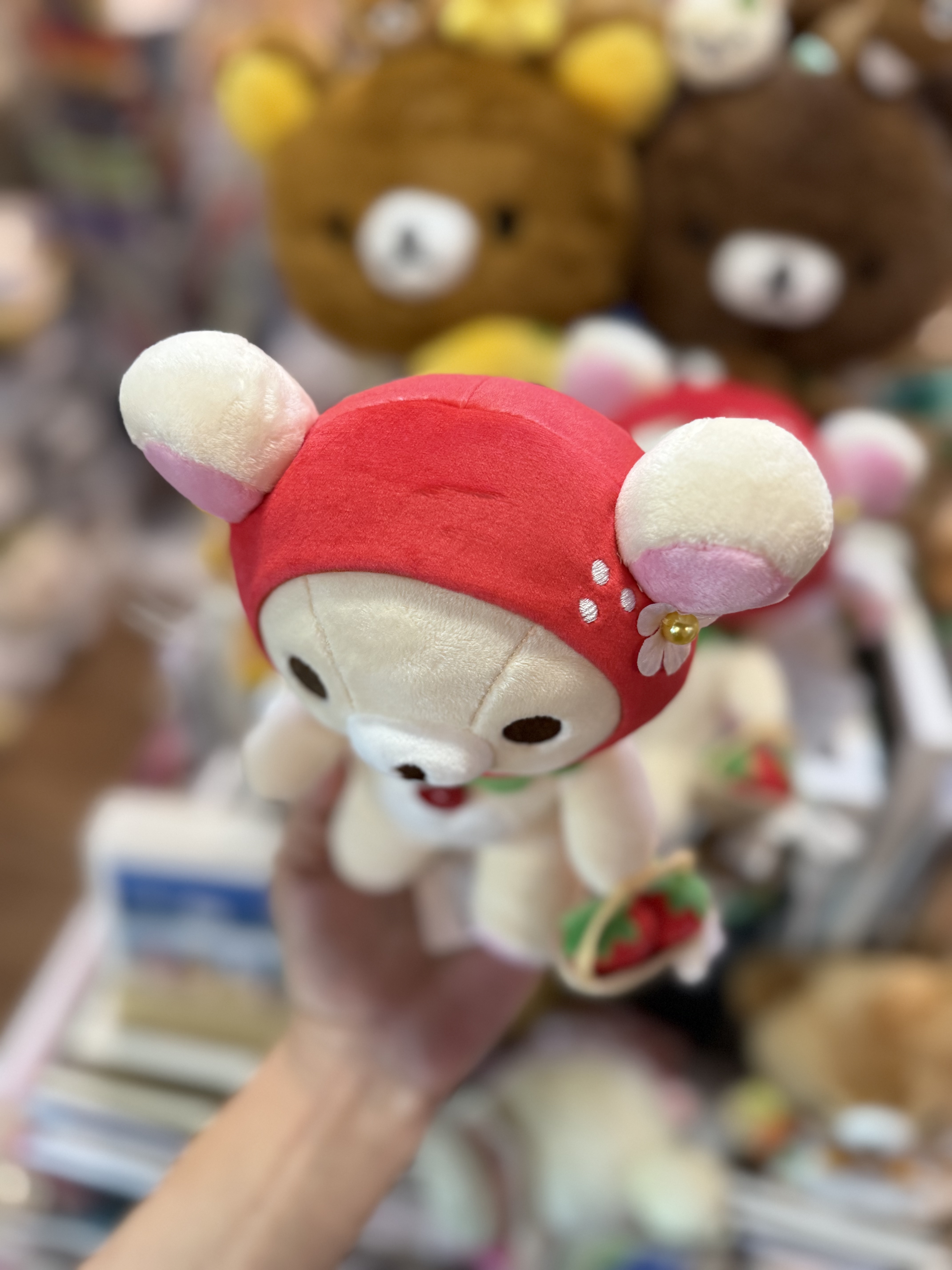 《現貨》全新士多啤梨大使小白熊10週年紀念限定公仔（士多啤梨帽造型）