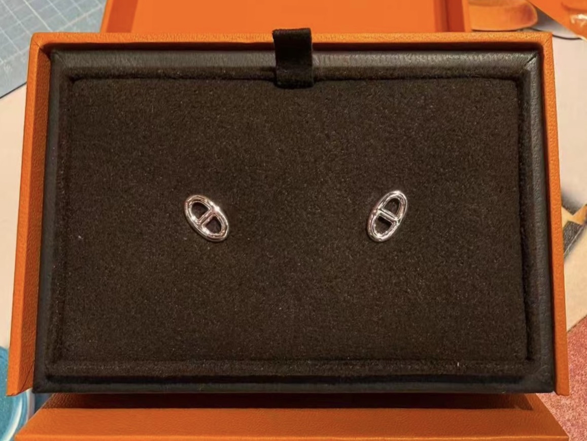 Hermes 豬鼻純銀耳環