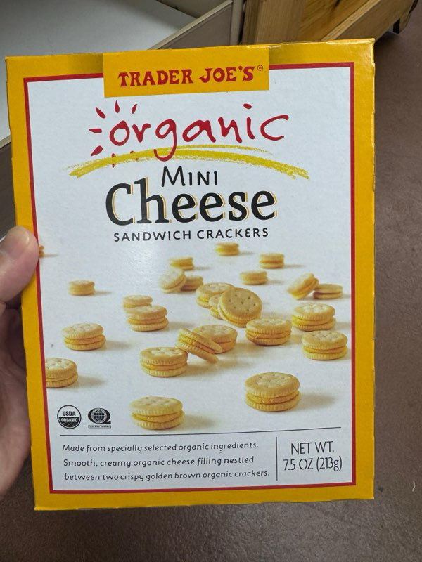 🇺🇸 Trader Joe’s Organic Mini Cheese Sandwich Crackers 有機迷你芝士夾心脆餅 213g