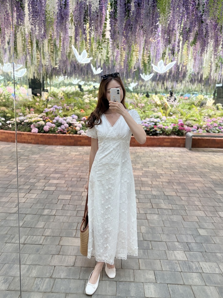 Aurelie Embroidered Dress (White)