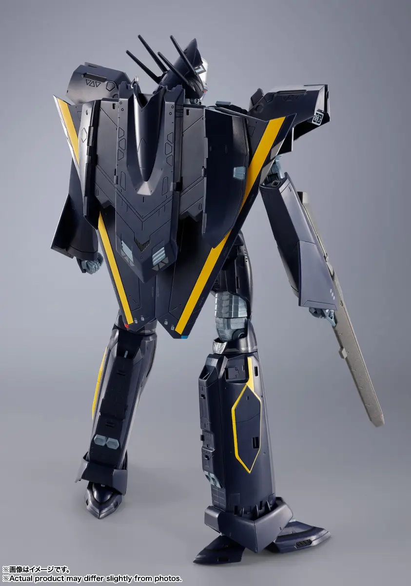 DX Chogokin VF-17S Nightmare Stealth Valkyrie (Gamlin Kizaki's)