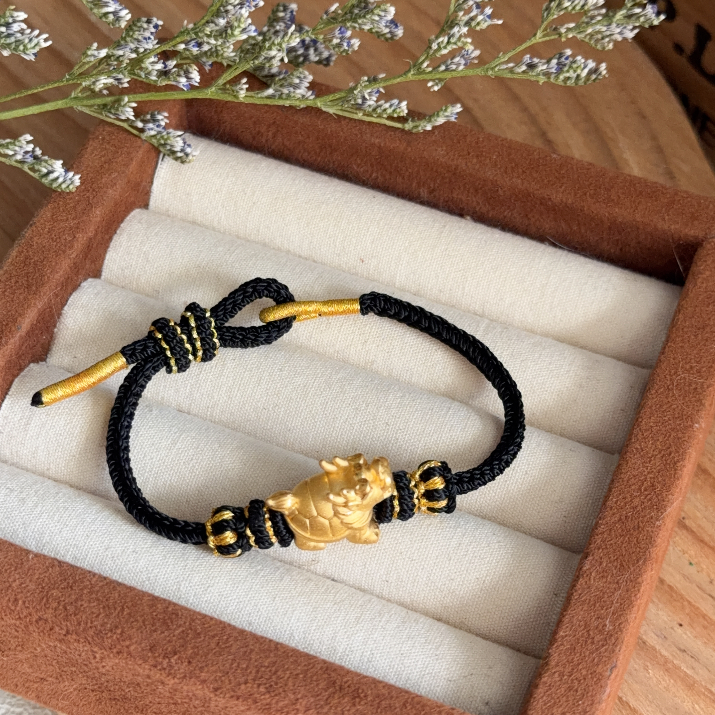 999硬金龍龜襯手绳