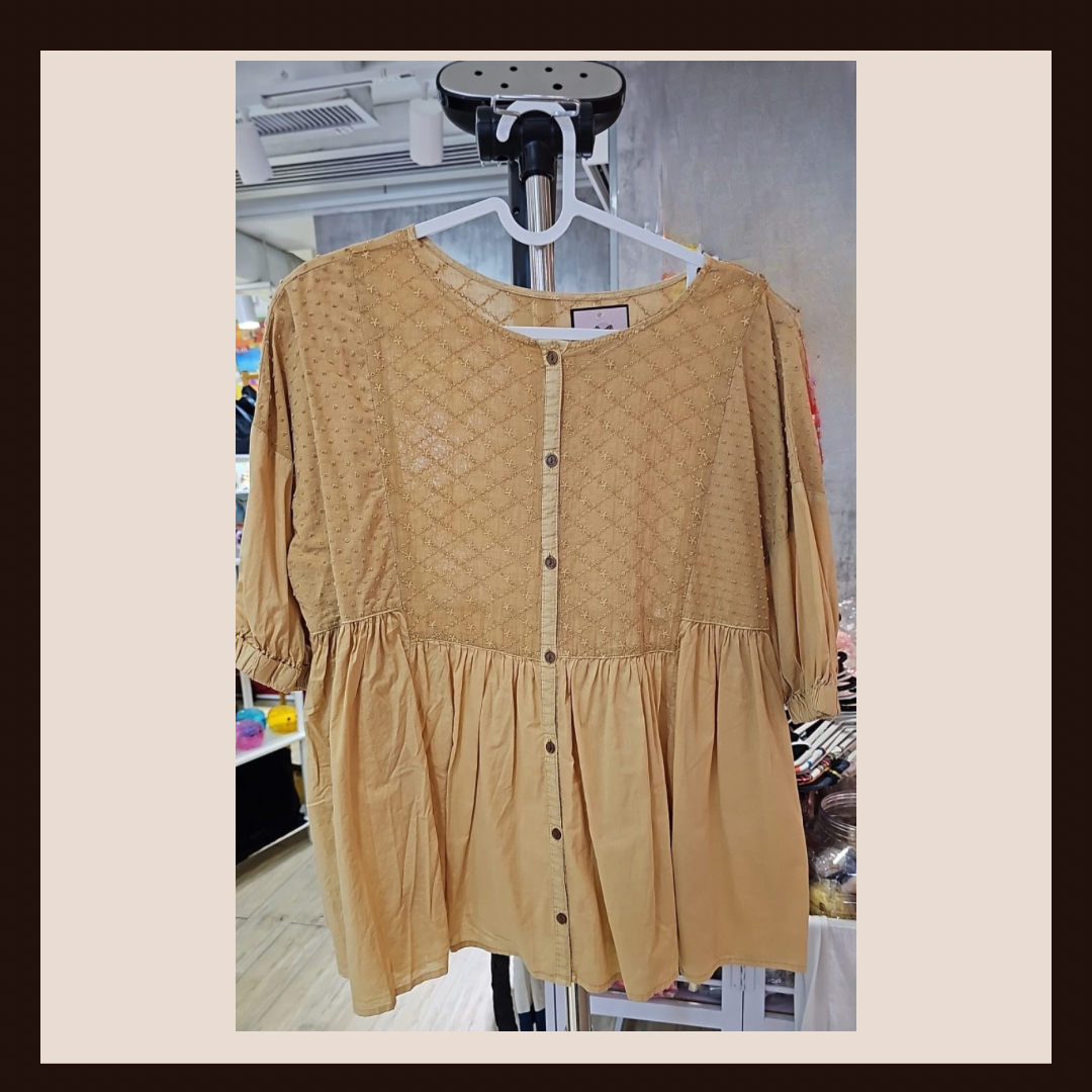 🌾 自然系美學：Samansa Mos2 絎縫刺繡拼接長袖上衣