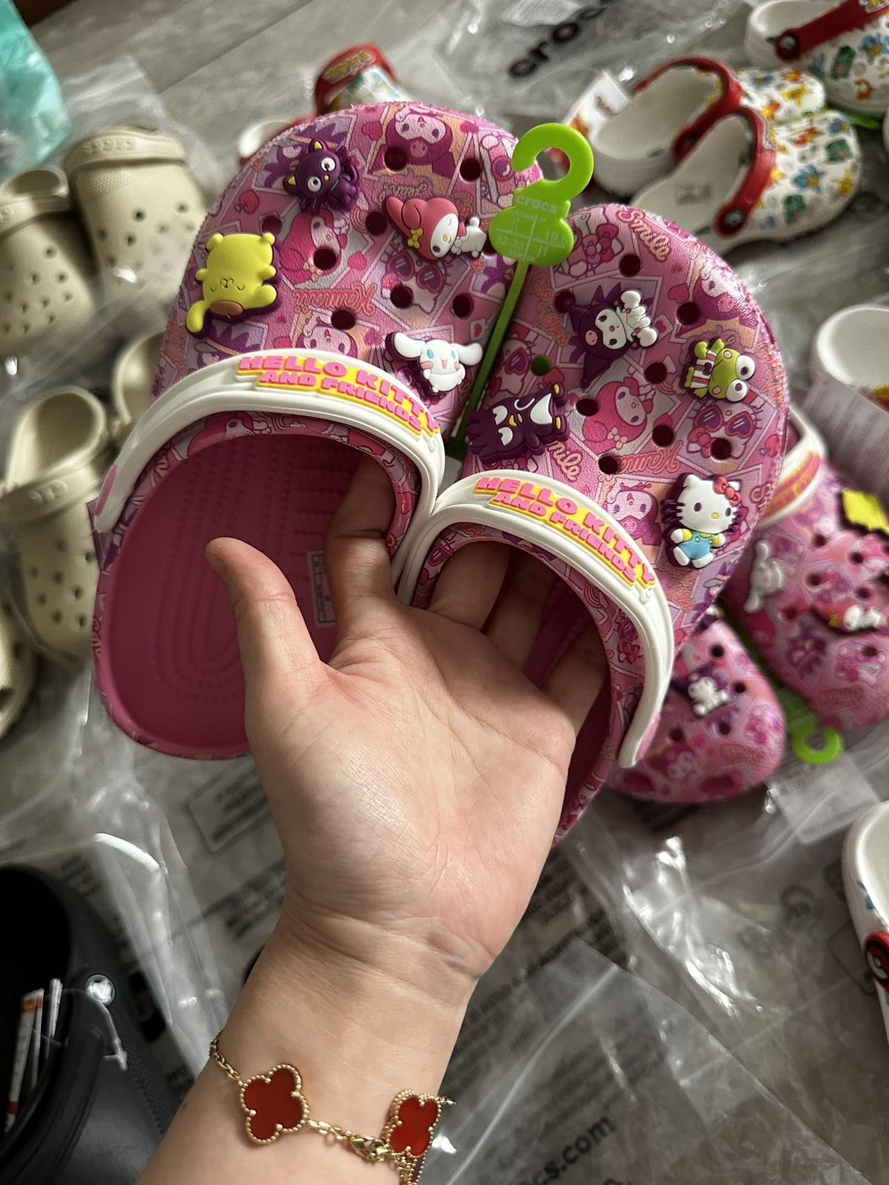 預訂款～廠單 crocs洞洞拖鞋-（最後有尺碼表只供已預訂之客人付款）