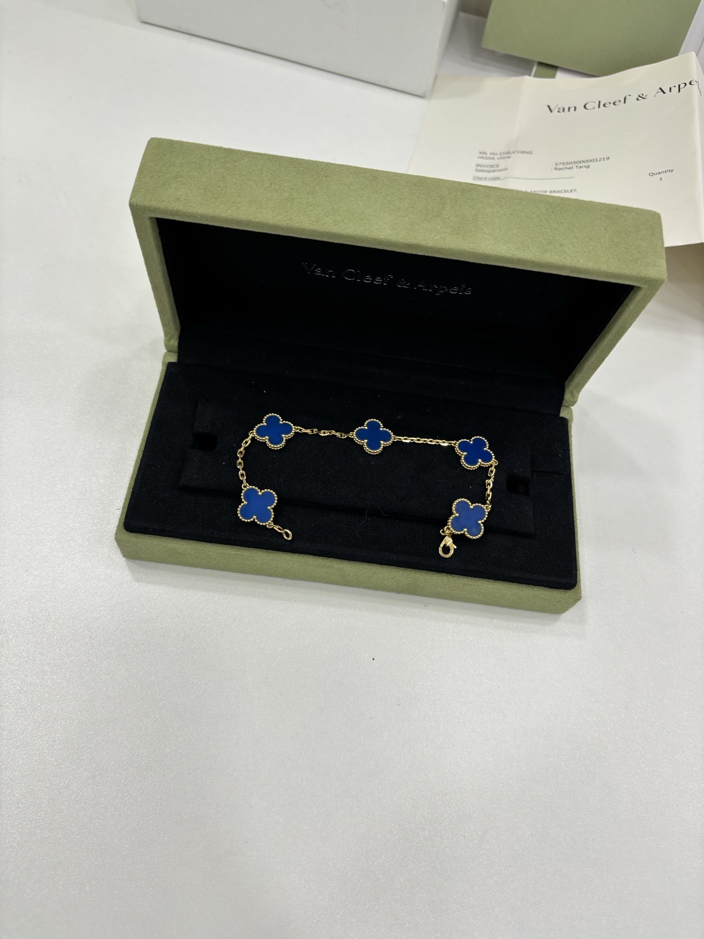 Pre-owned Van Cleef & Arpels 18K Alhambra Product Code: 26032702