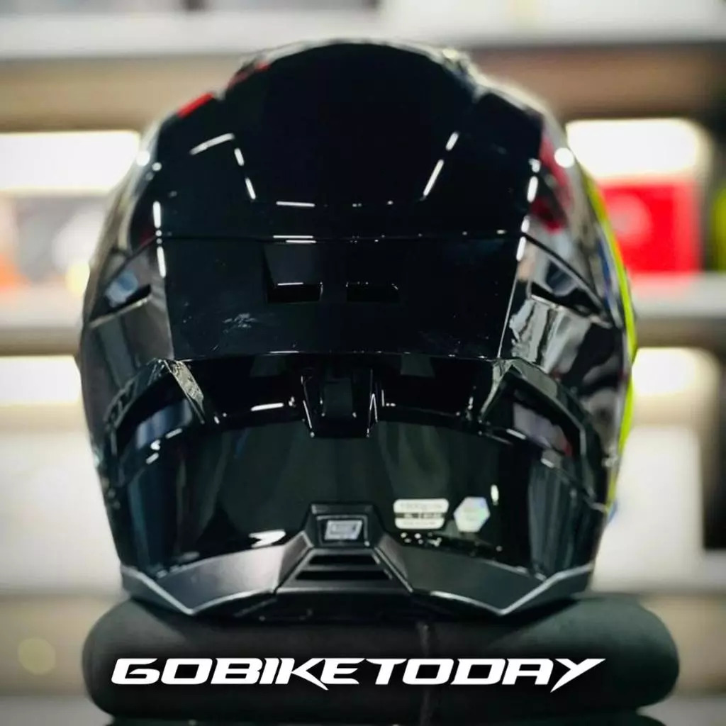 ORIGINE PISTA GLOSS BLACK Helmet | Lightweight Racing Helmet | Stylish & Comfortable | ECE 22.06
