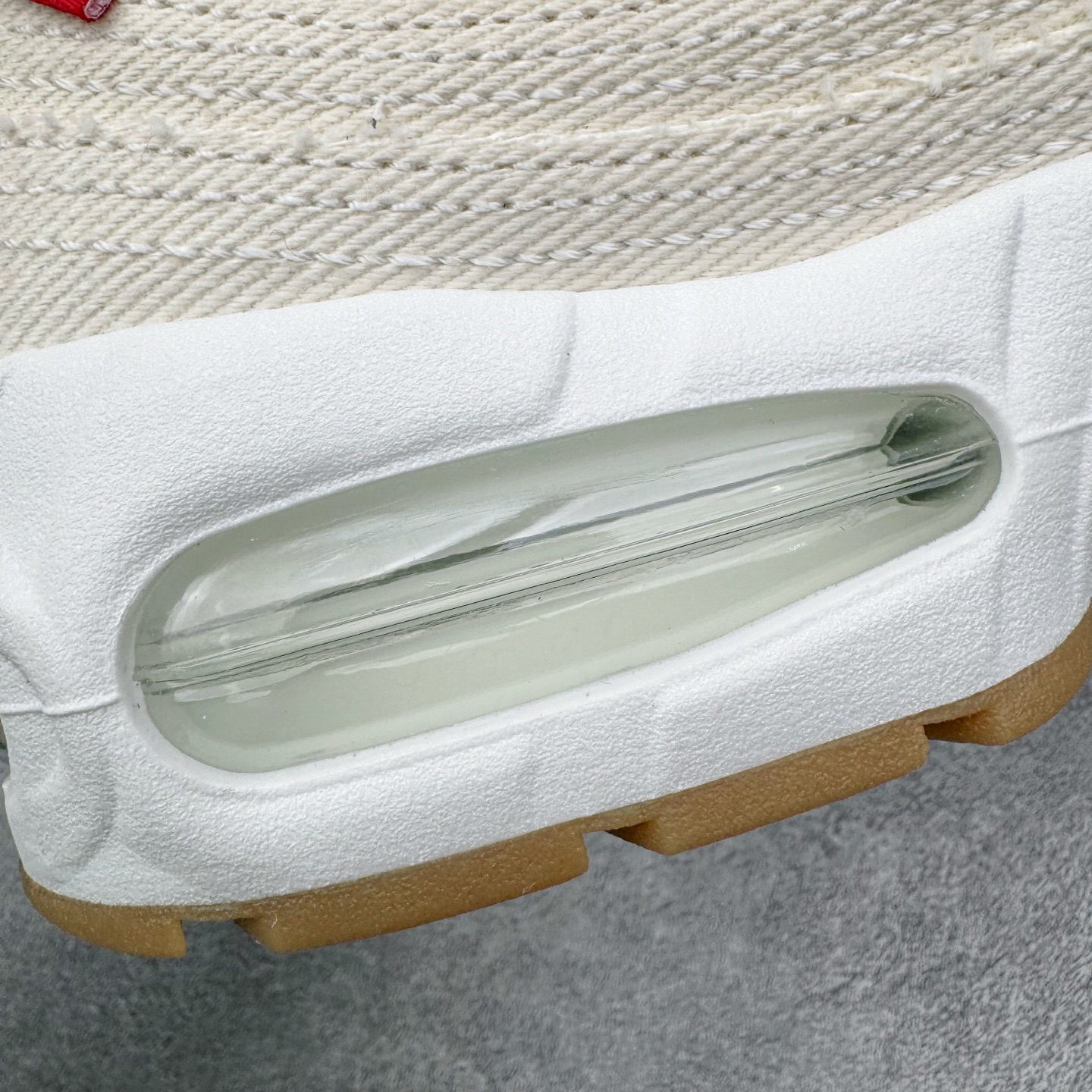 Nike Air Max 95 OG x Levi's HM4743-100 