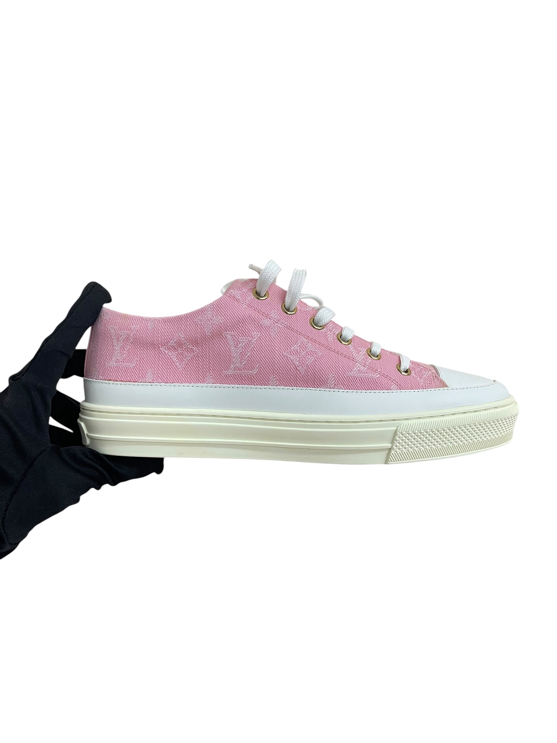 Unused item Louis Vuitton Sneakers Pink / Product Code: 062503