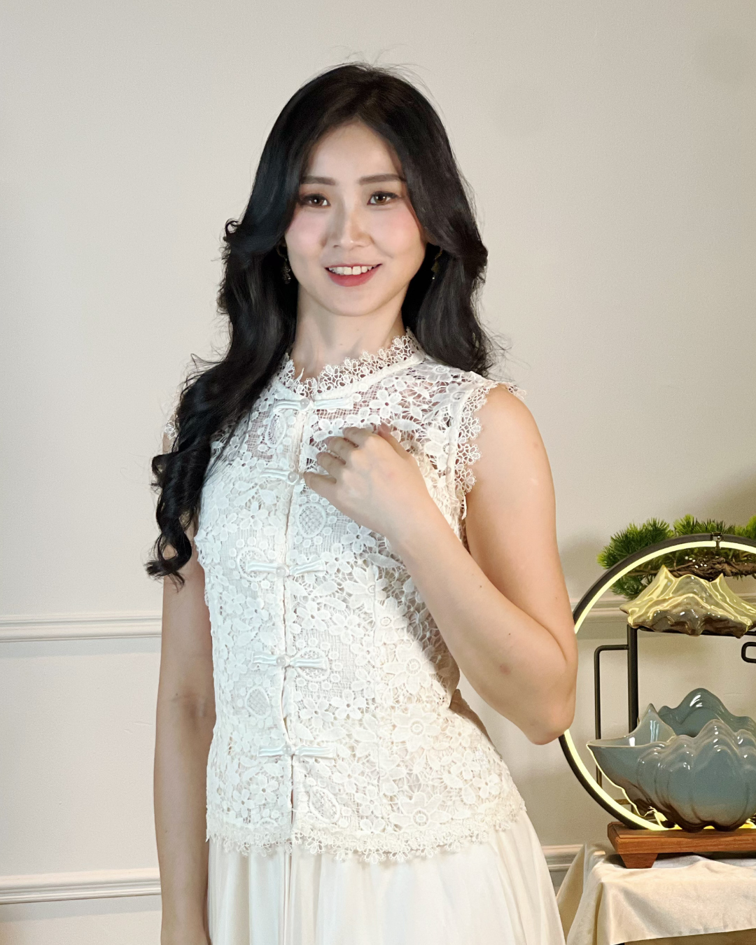5105 Zona Lace Chic Top