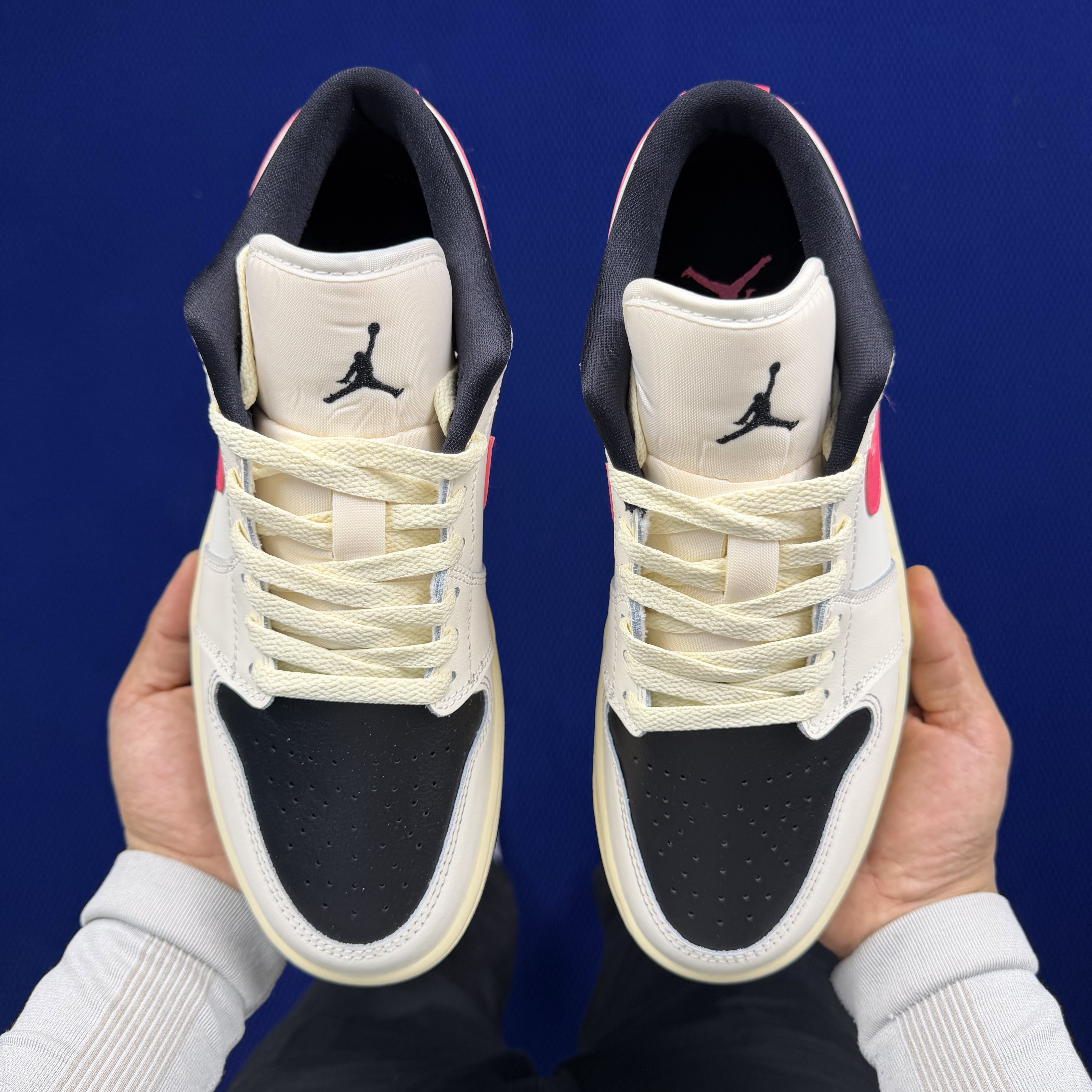 Nike Air Jordan 1 Low DC0774-107