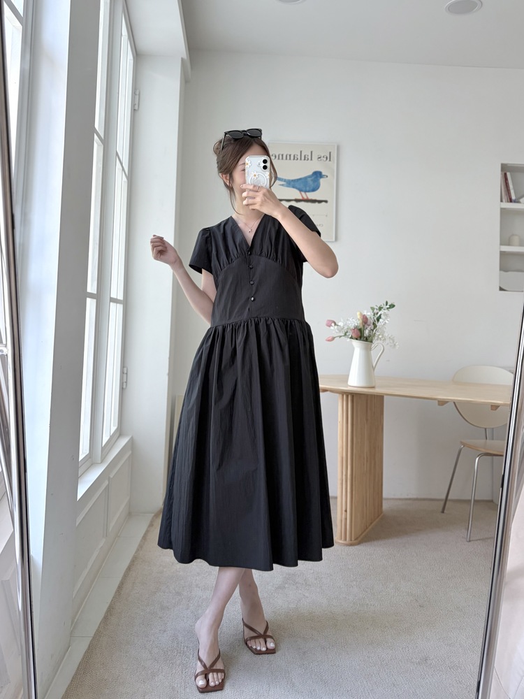 Airy Button Front Long Dress (Black)