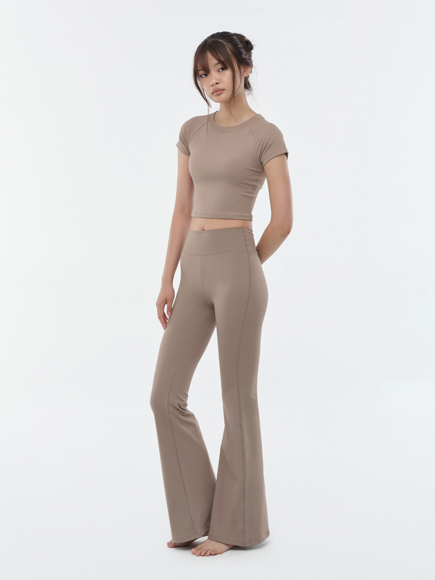 【New Colour】預購_Wild Bootcut Leggings by Conch