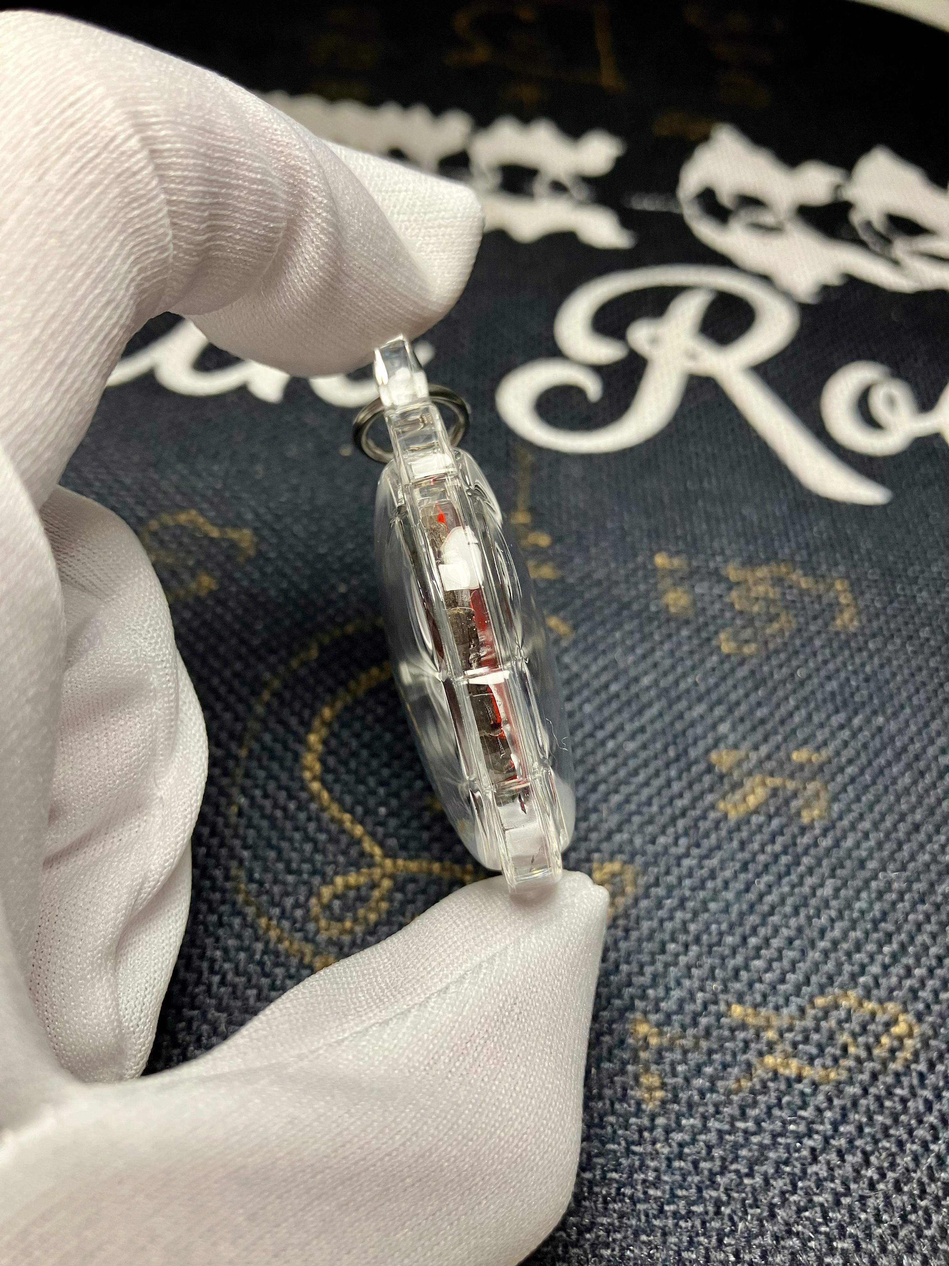 龍婆披贊 佛曆2557 單眼椰殼 拉胡天神｜附師父親手寫符｜光學級高透防水殼