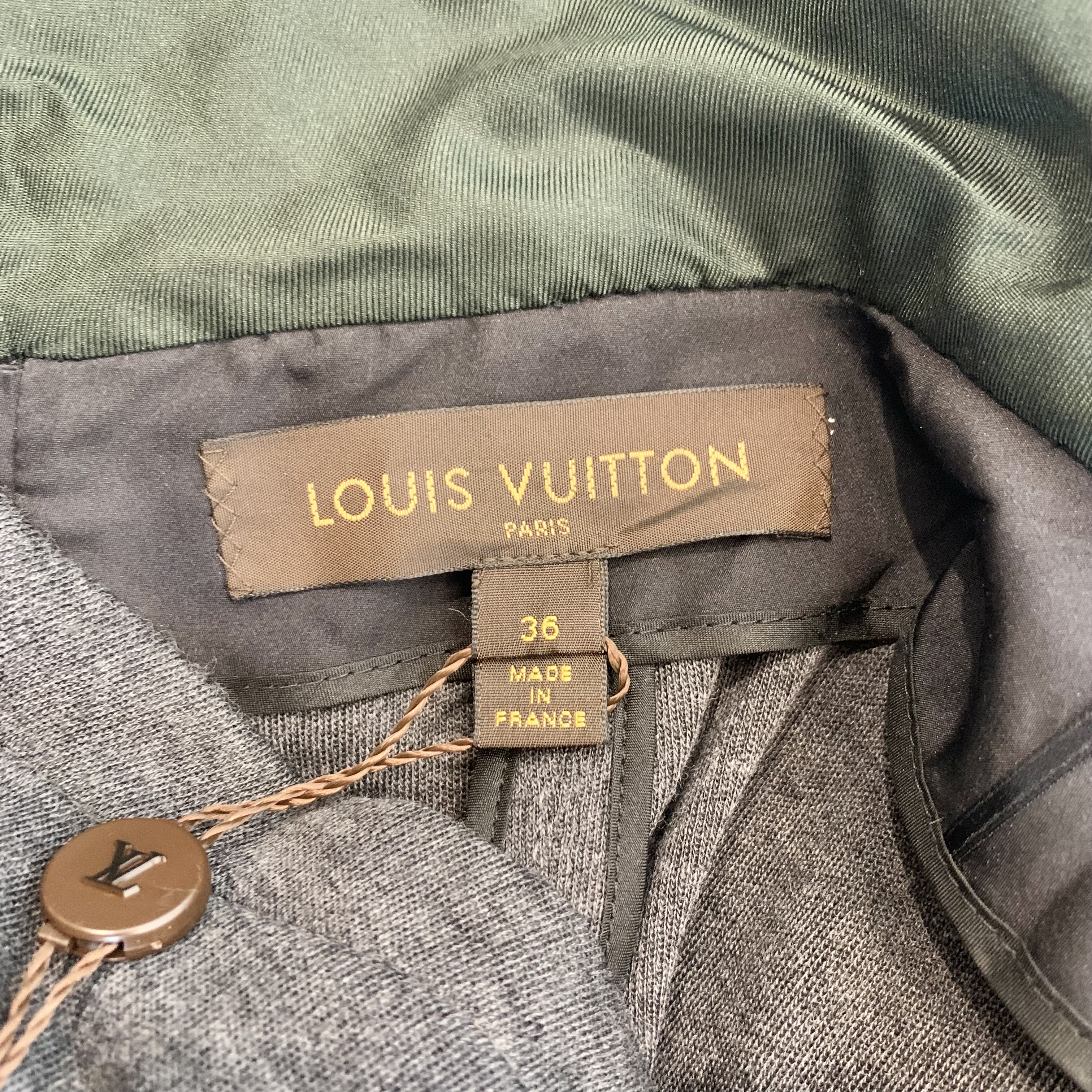 ‼️中古百搭款‼️Louis Vuitton 👑灰色羊毛長裙 🩶🩶
