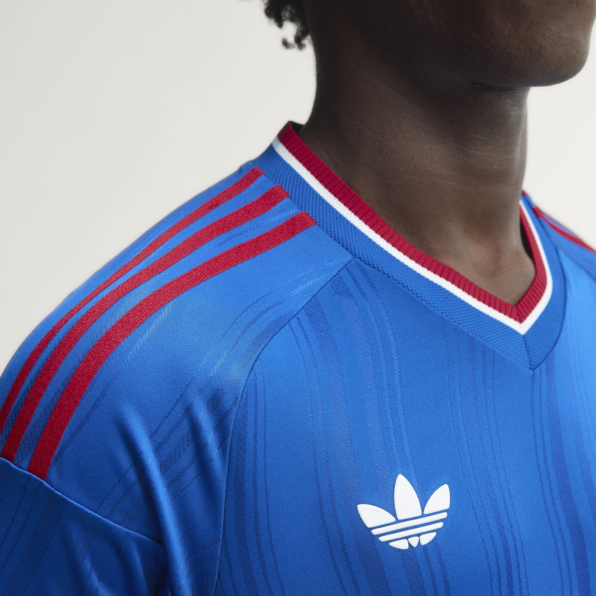 💙重溫經典藍魔傳奇 Adidas Manchester United 曼聯 2026-27 作客長袖球員版球衣 (可加印字章) KC4803
