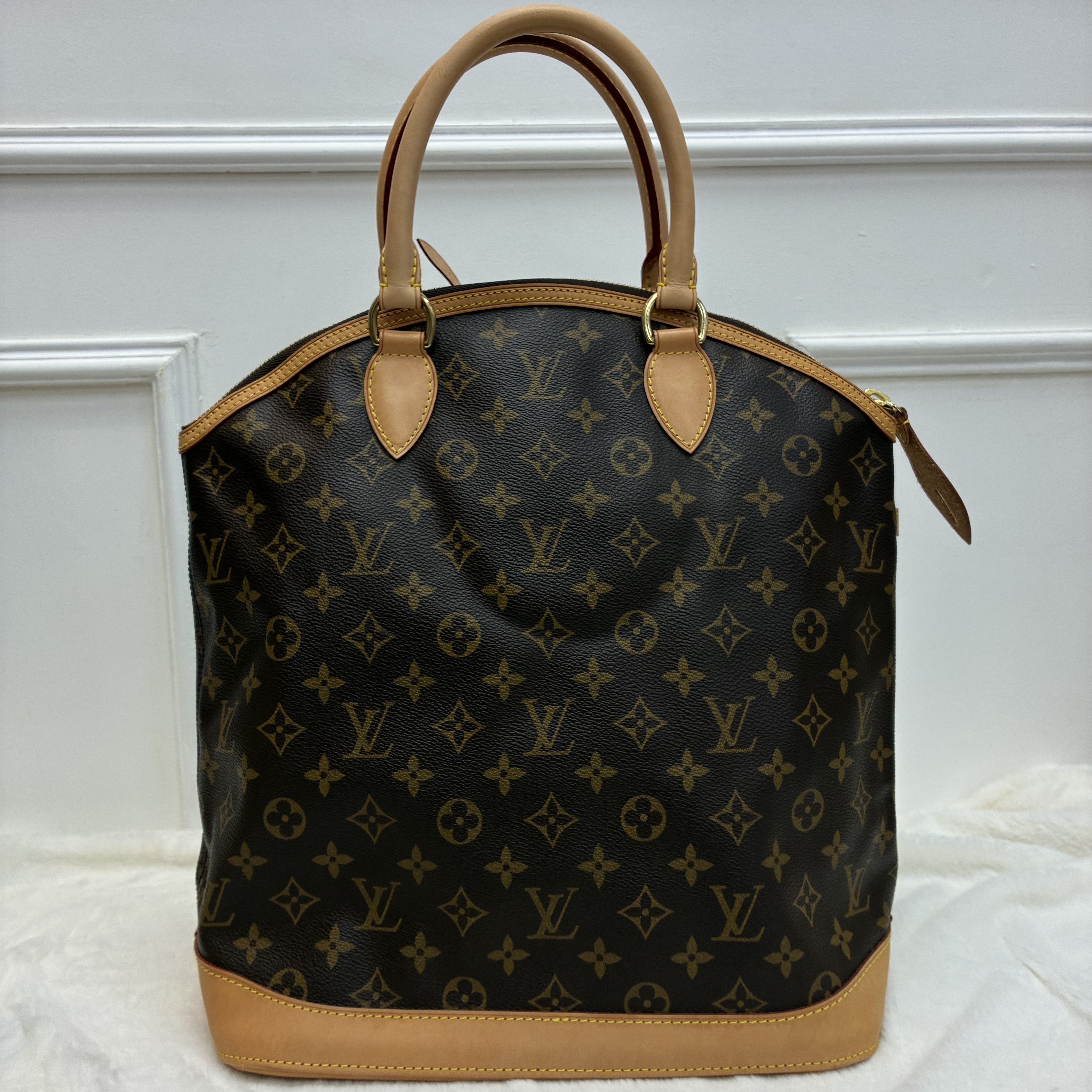 Louis Vuitton Monogram Lockit Vertical 