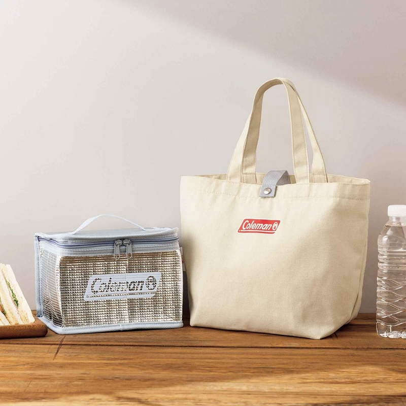 In Red 2026年 5月号  4912017630568